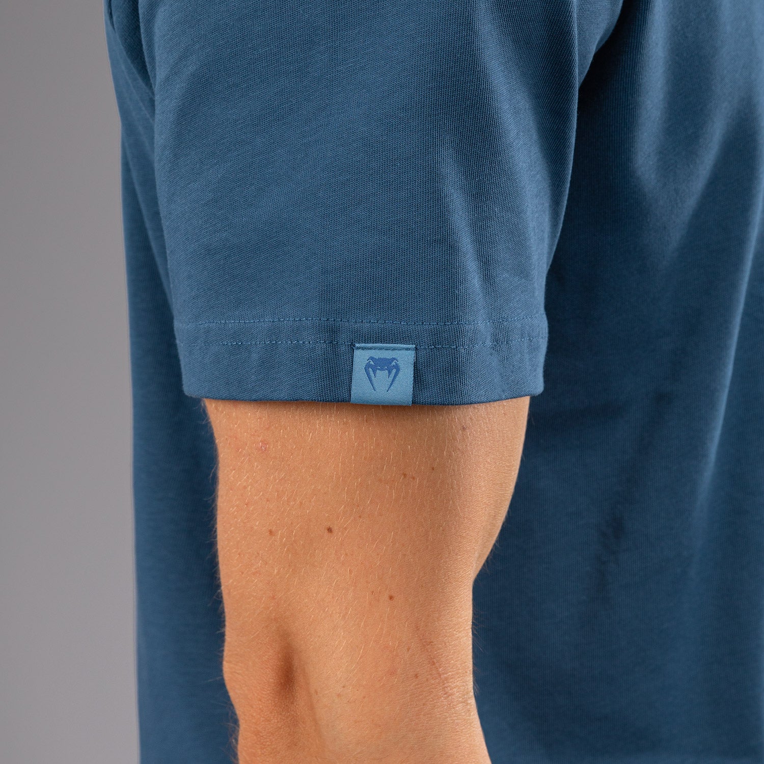 venum-silent-power-t-shirt-pfau-blau image 5