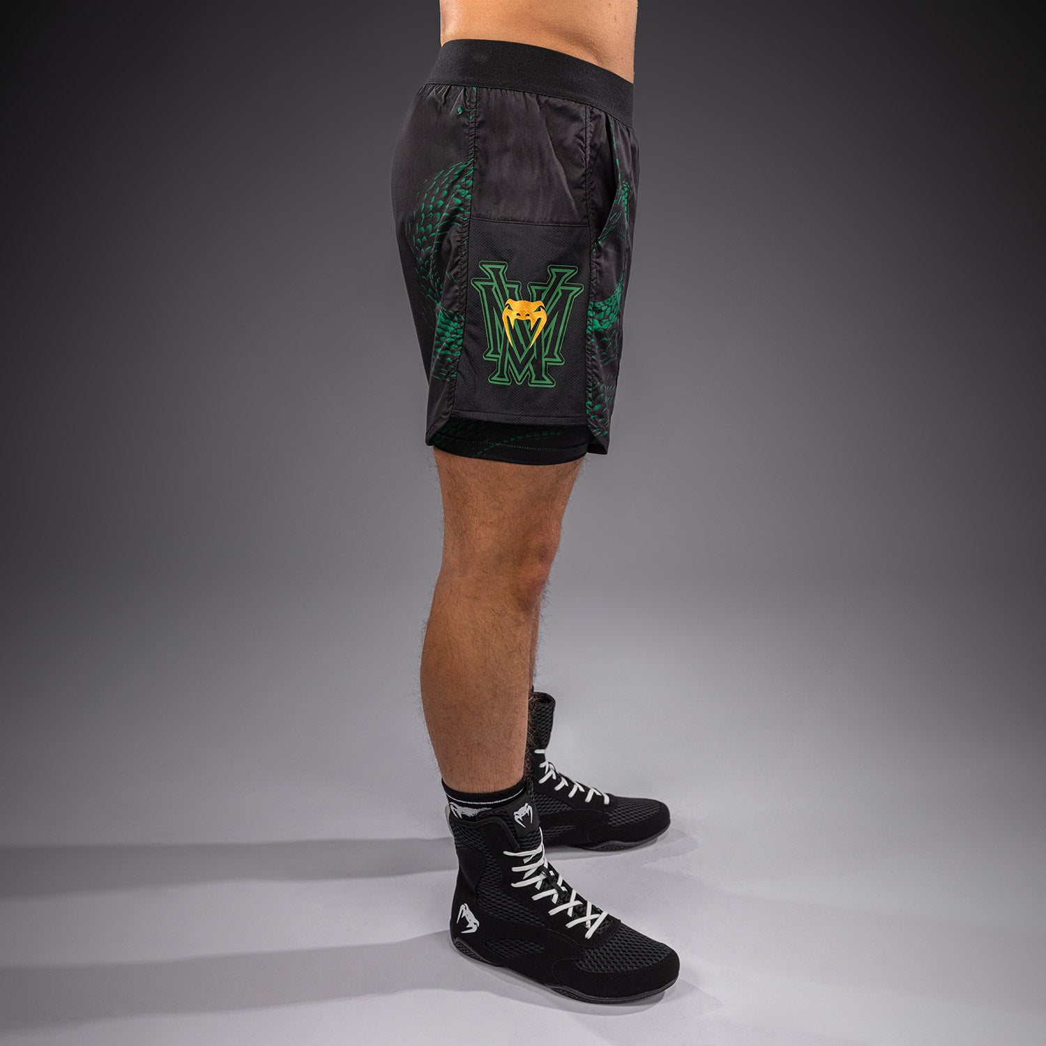 venum-matupa-trainingsshorts-herren-schwarz-gr-n-gold image 3