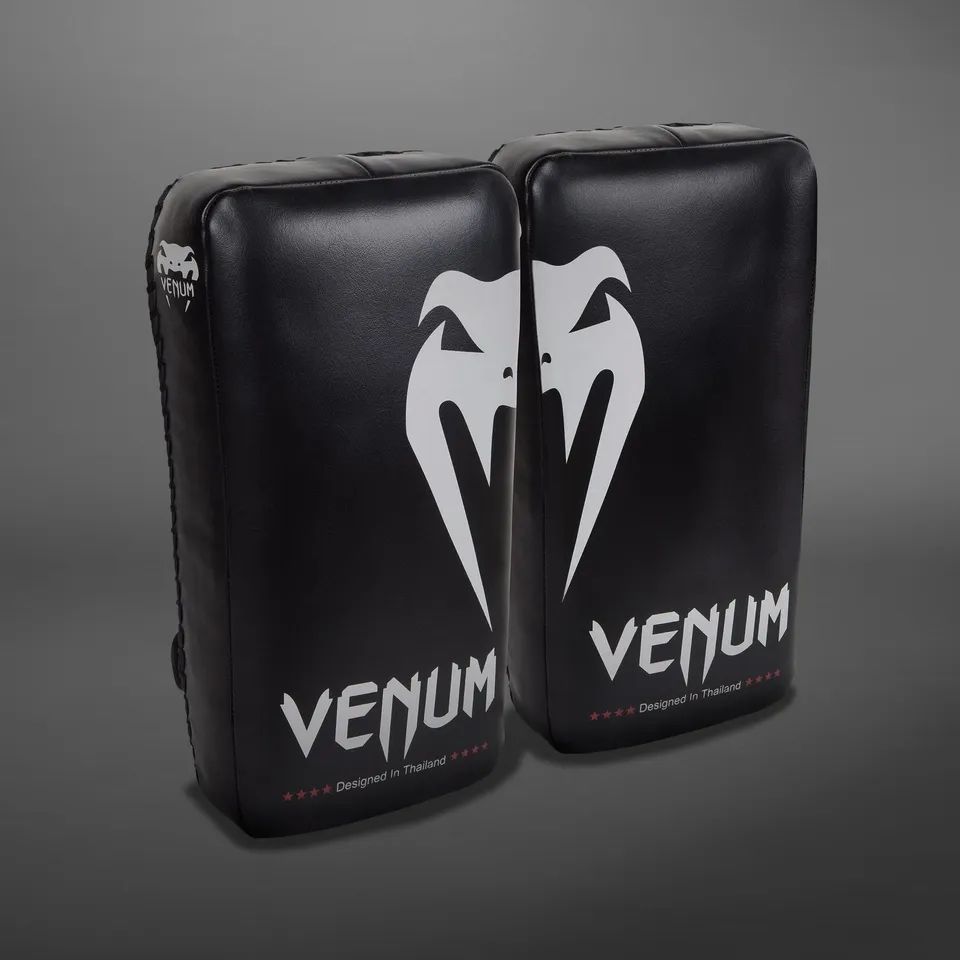 venum-giant-kick-pads-paar-schwarz-ice image 1