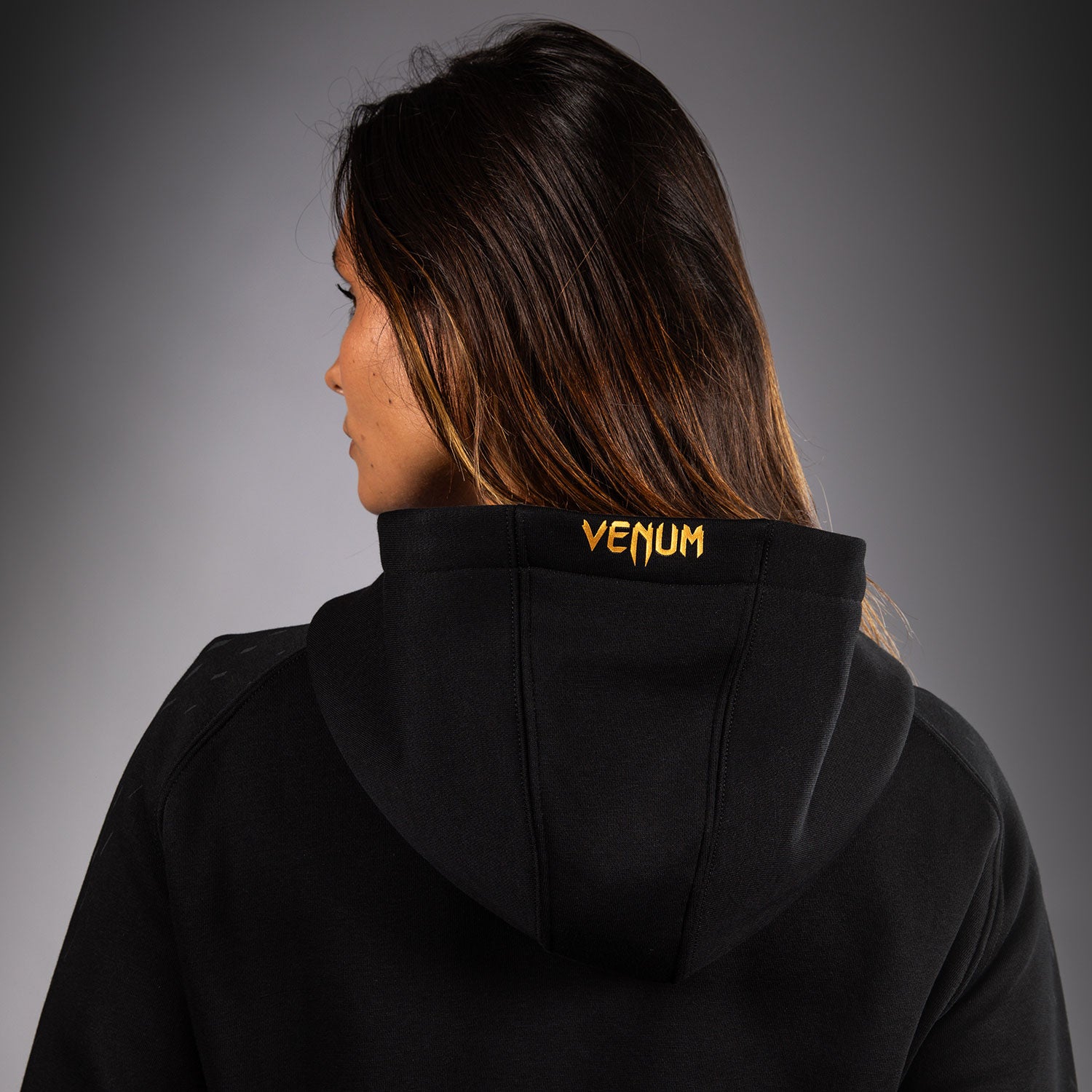 ufc-zenith-by-venum-replica-zip-hoodie-damen-champion-schwarz-gold image 5