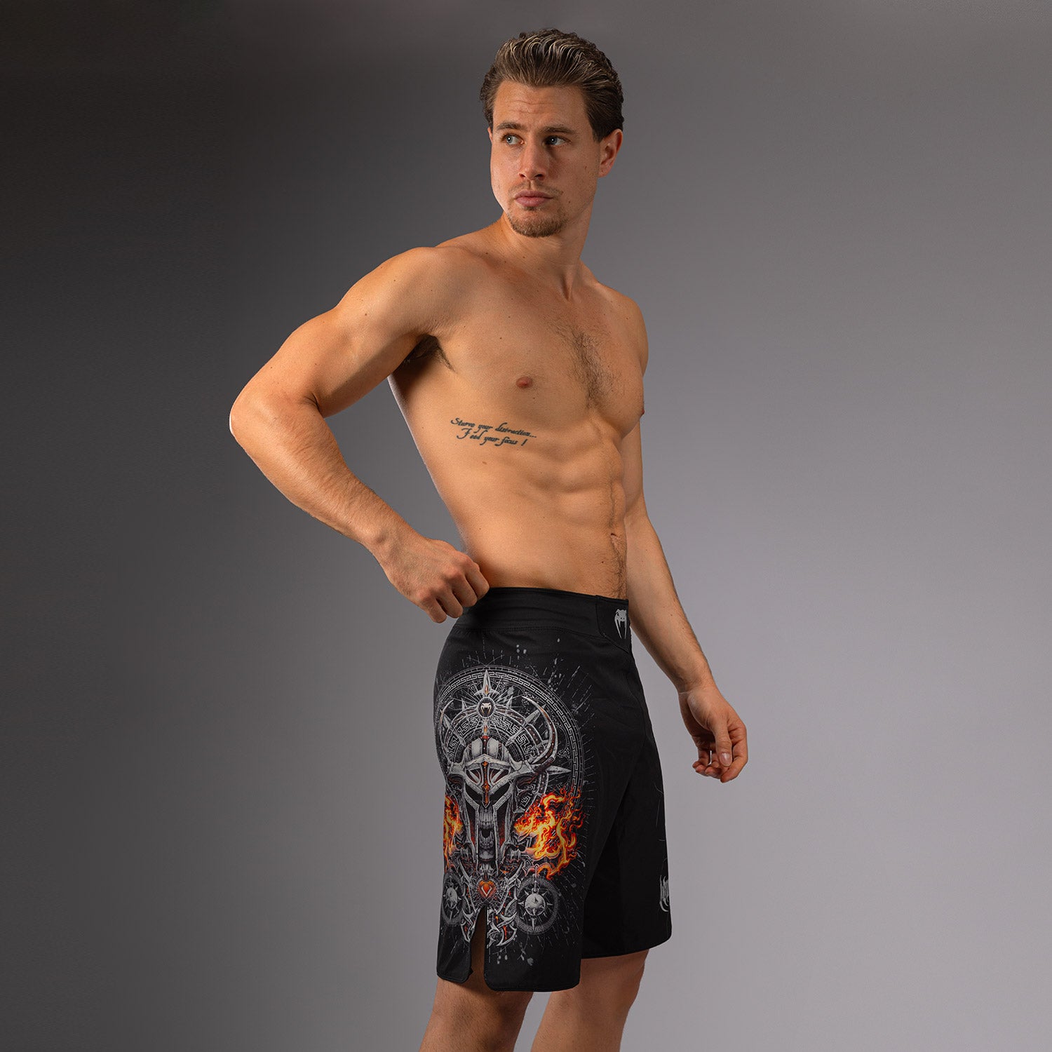 venum-gladiator-5-0-fight-shorts-herren-schwarz-silber image 5