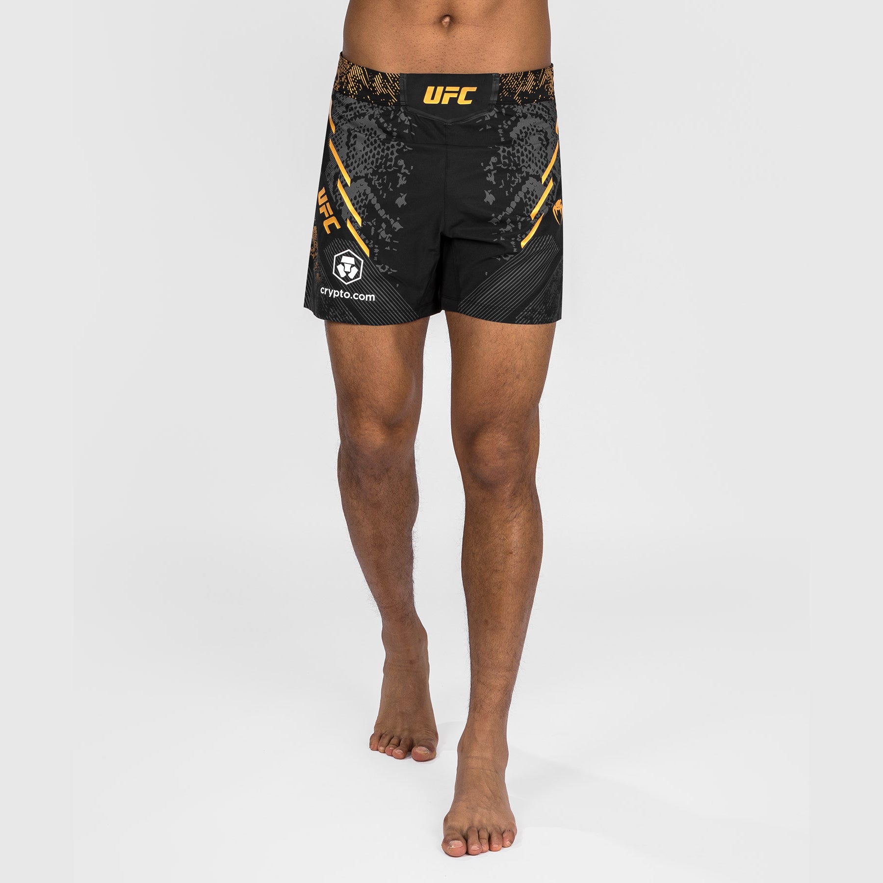 ufc-adrenaline-by-venum-authentic-fight-night-kampfshorts-schwarz-gold-kurze-pas image 2