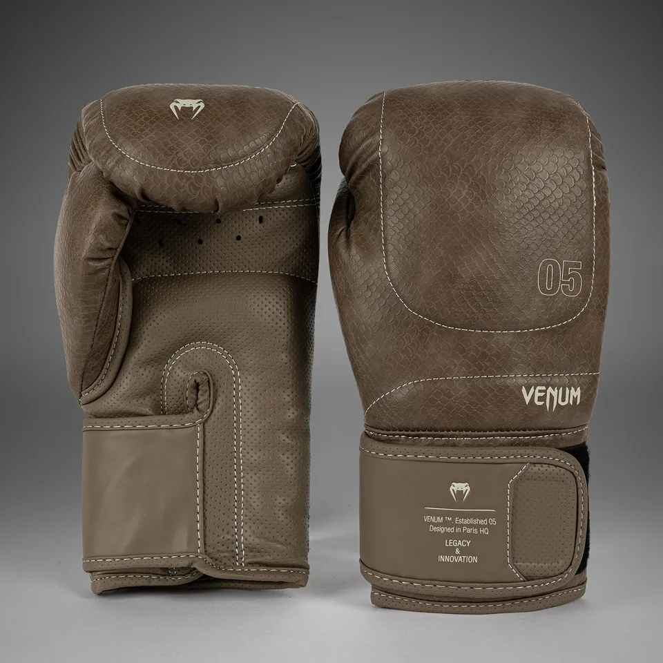 venum-impact-evo-scales-boxhandschuhe-braun image 1