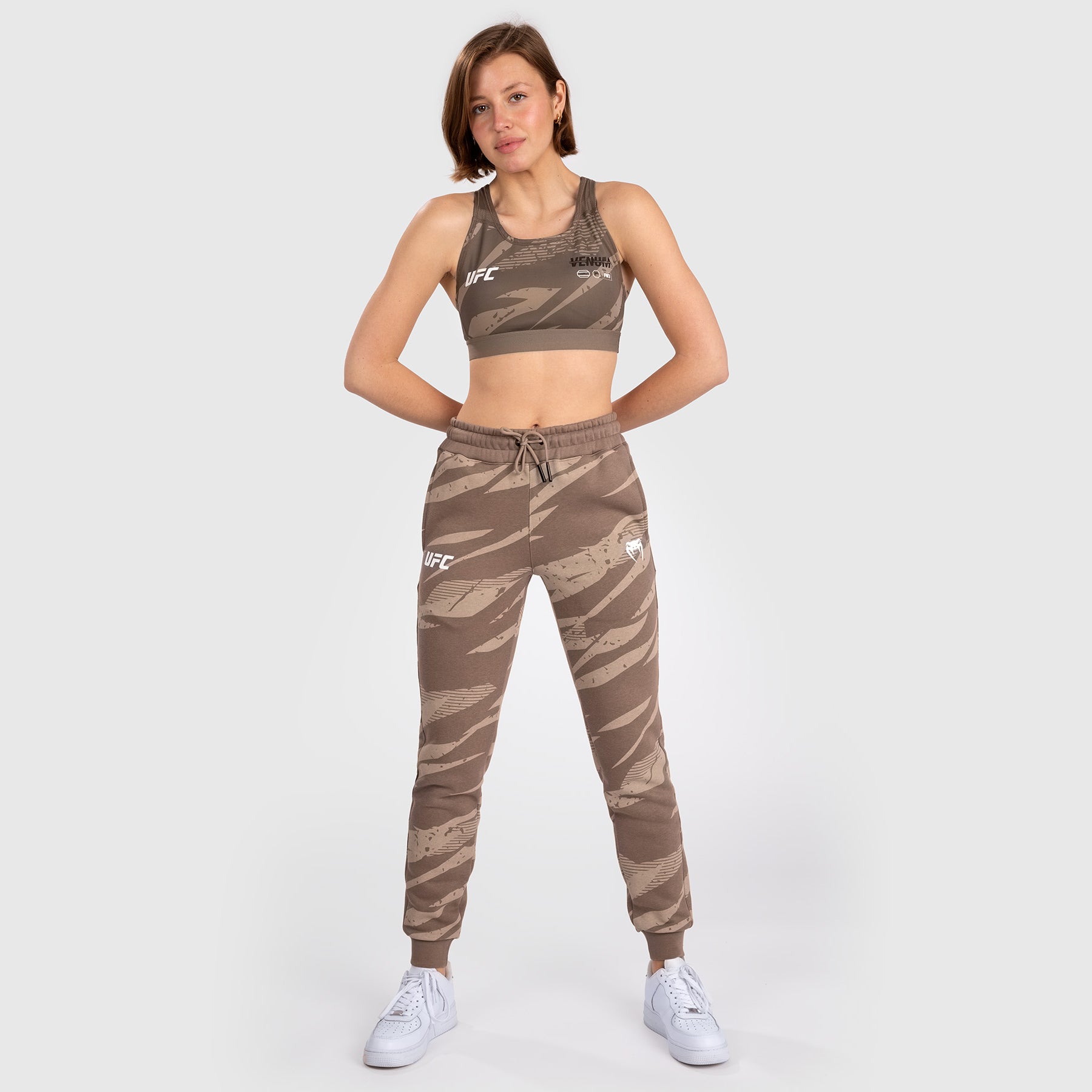 venum-ufc-adrenaline-fight-week-baumwollhose-damen-desert-camo image 5