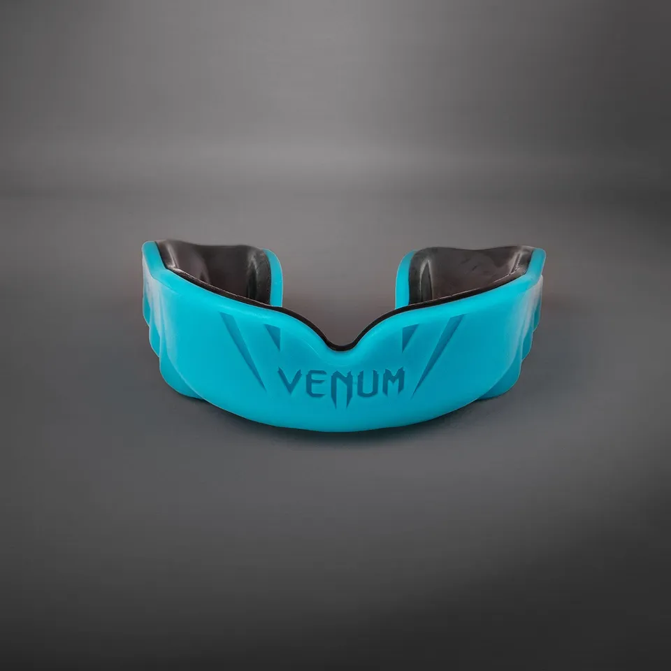 venum-challenger-mundschutz-schwarz-blau-2 image 1