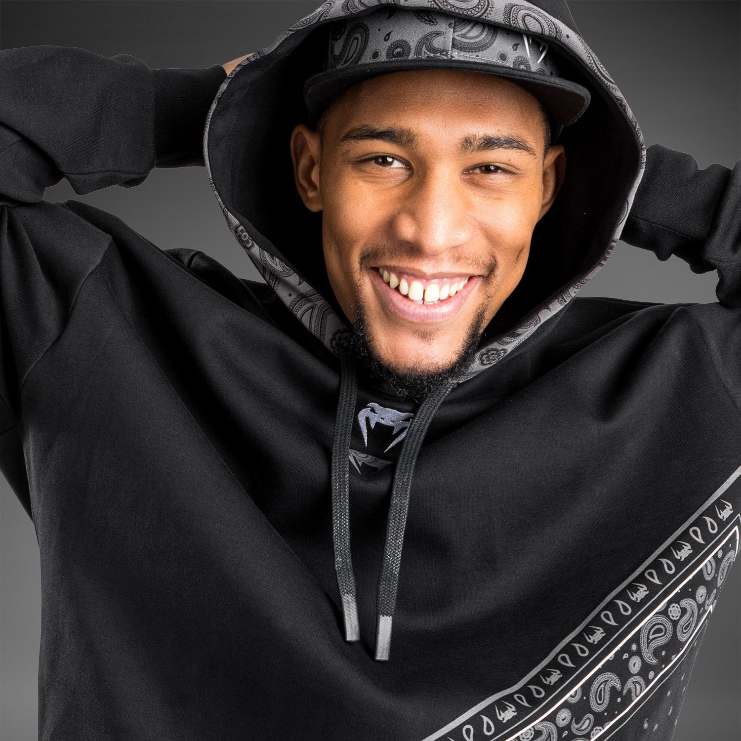 venum-cali-34-xl-hoody-oversize-schwarz image 1