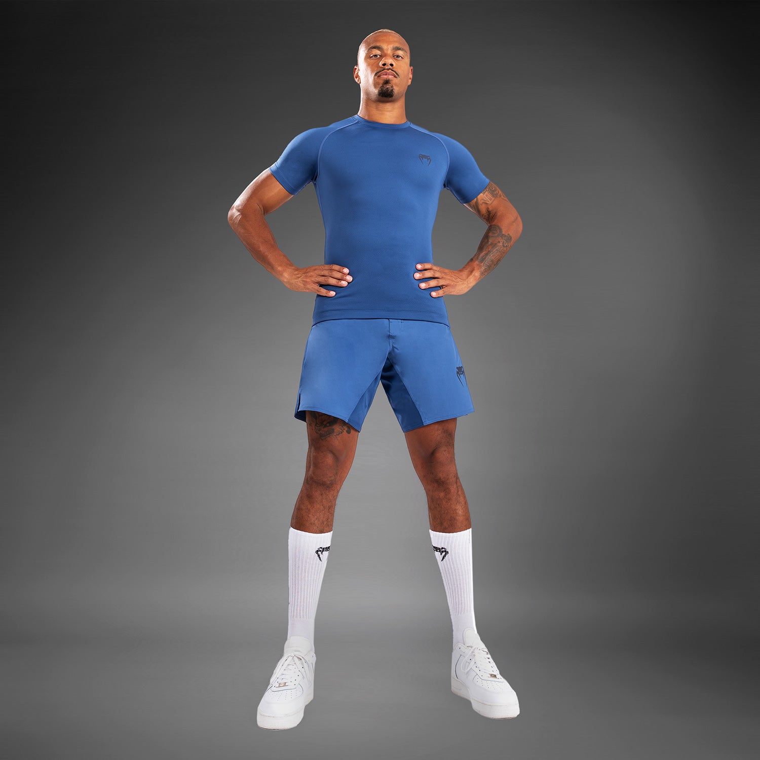 venum-contender-herren-kurzarm-rashguard-blau image 3