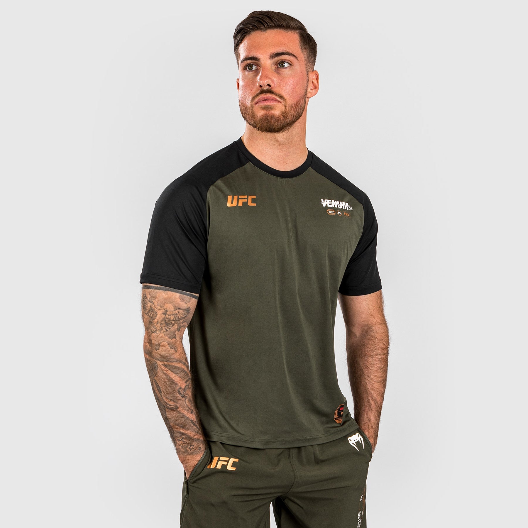 ufc-adrenaline-by-venum-fight-week-dry-tech-t-shirt-herren-khaki-bronze image 3