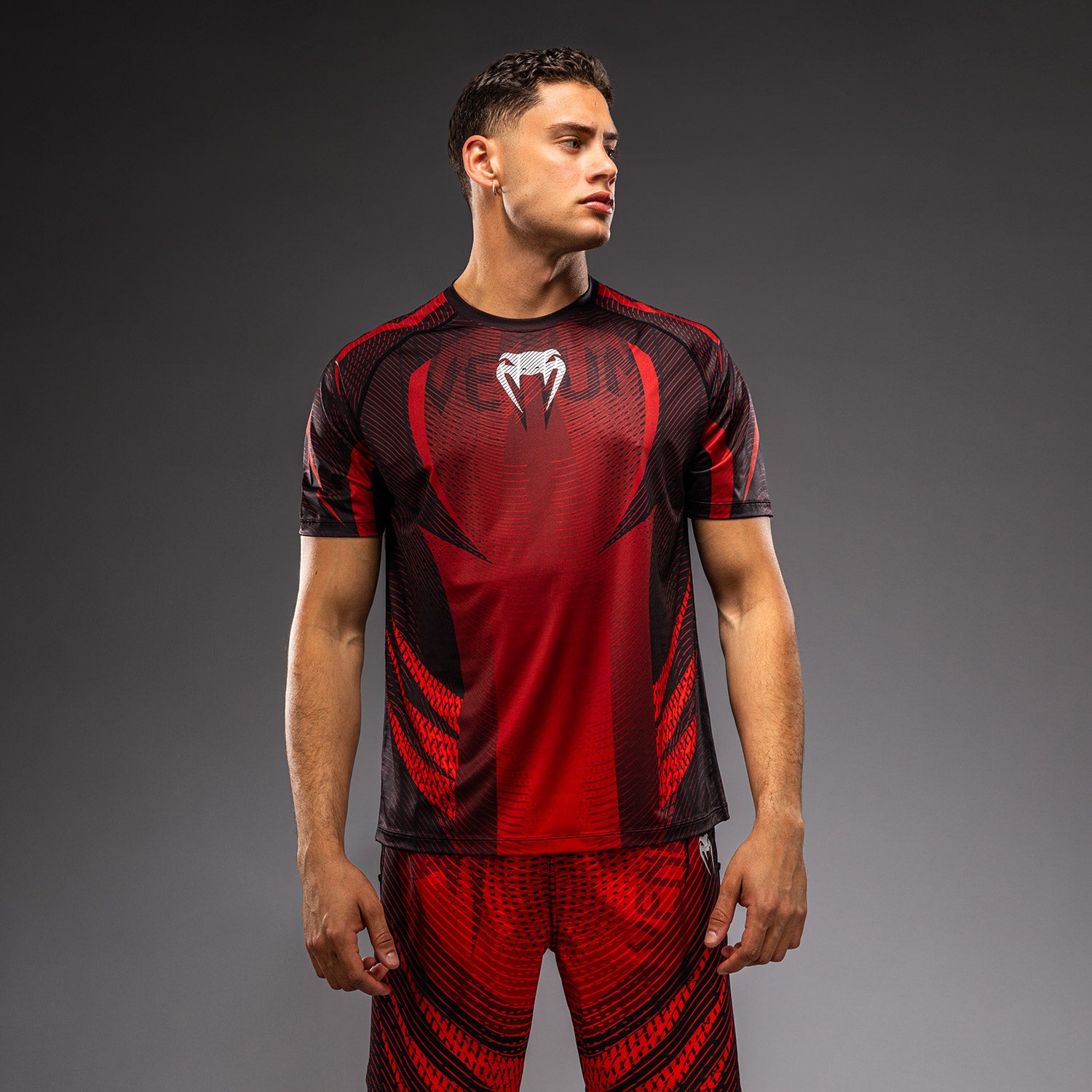 venum-galactic-3-0-dry-tech-t-shirt-herren-rot-silber image 1