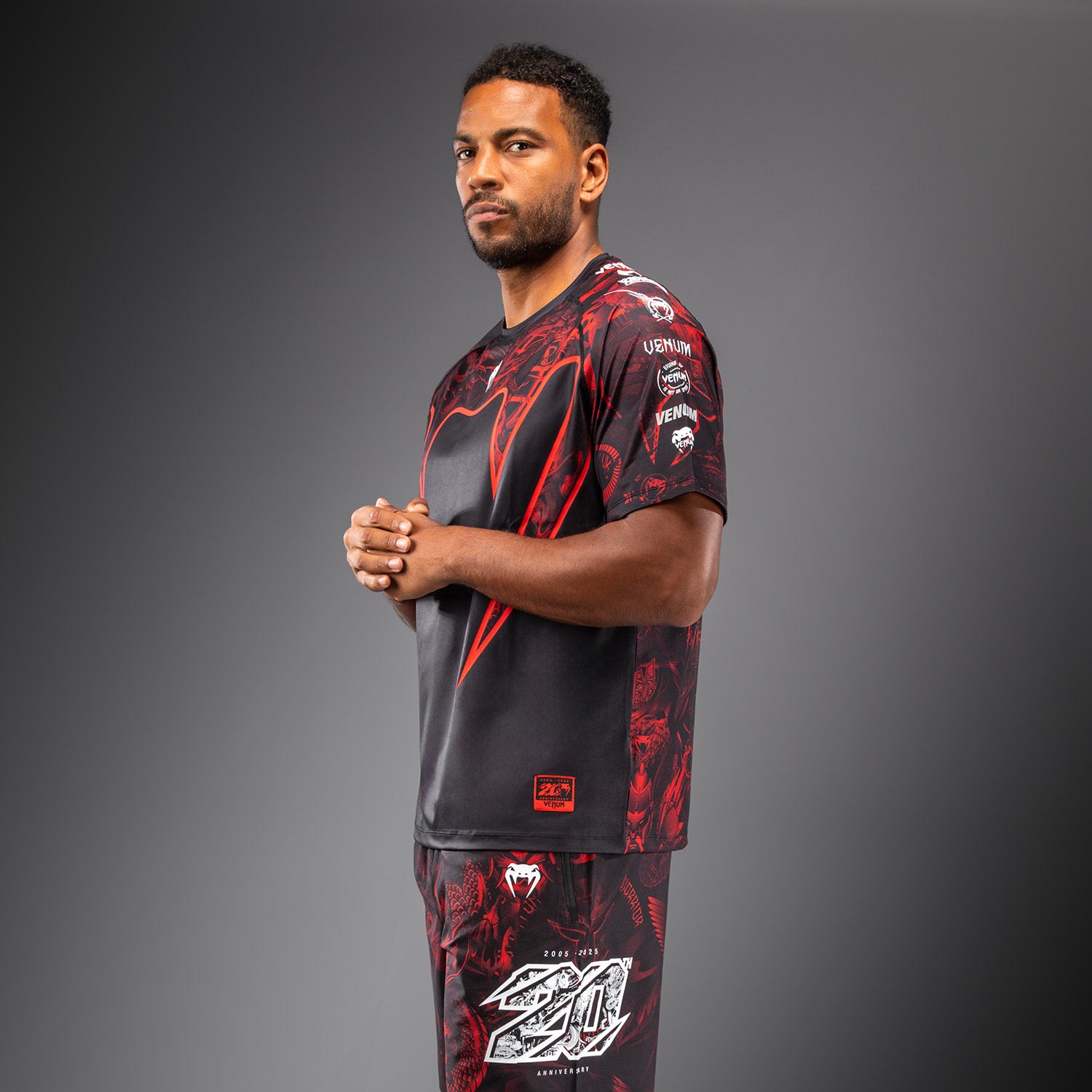 venum-20th-anniversary-dry-tech-t-shirt-schwarz-rot-herren image 3