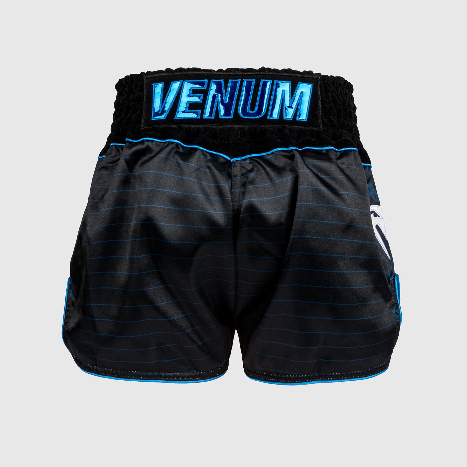 venum-attack-muay-thai-shorts-schwarz-blau image 3
