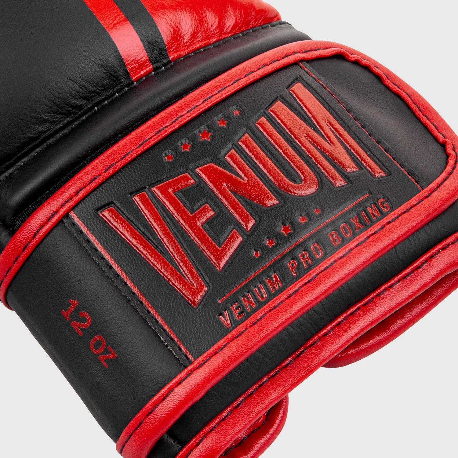 venum-shield-professionelle-boxhandschuhe-klettverschluss-rot-schwarz image 2