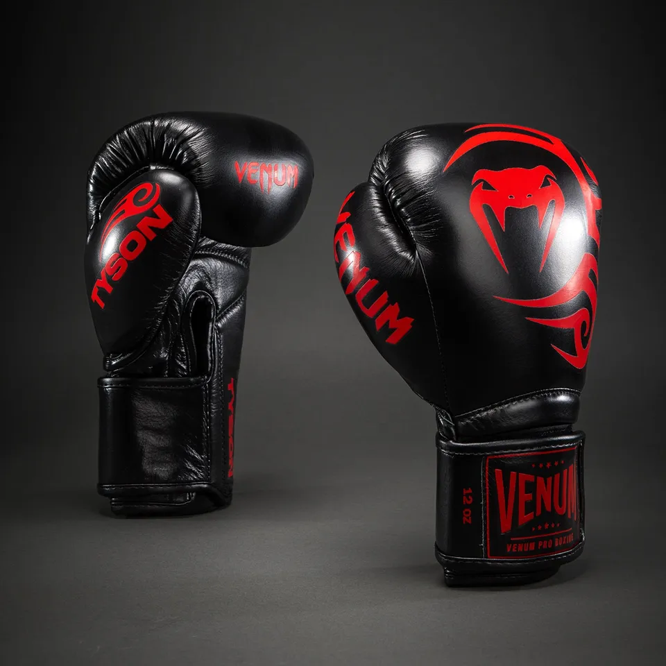 venum-giant-2-0-mike-tyson-pro-boxhandschuhe-schwarz-rot image 1