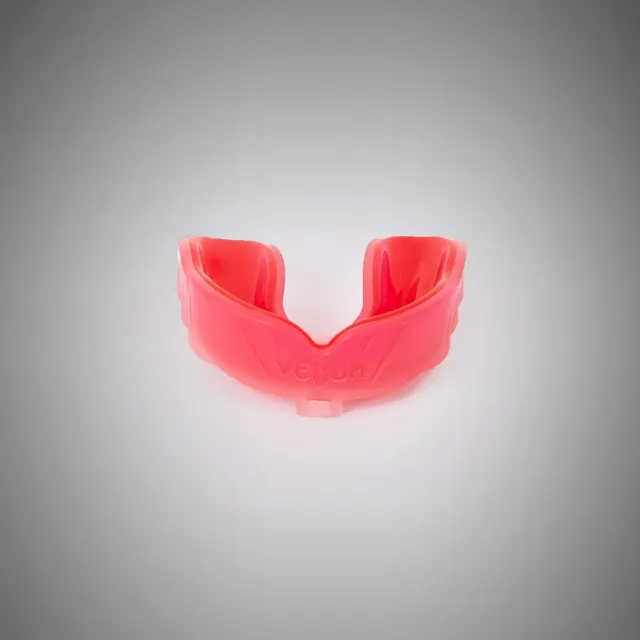 venum-challenger-mundschutz-rot-transparent image 1