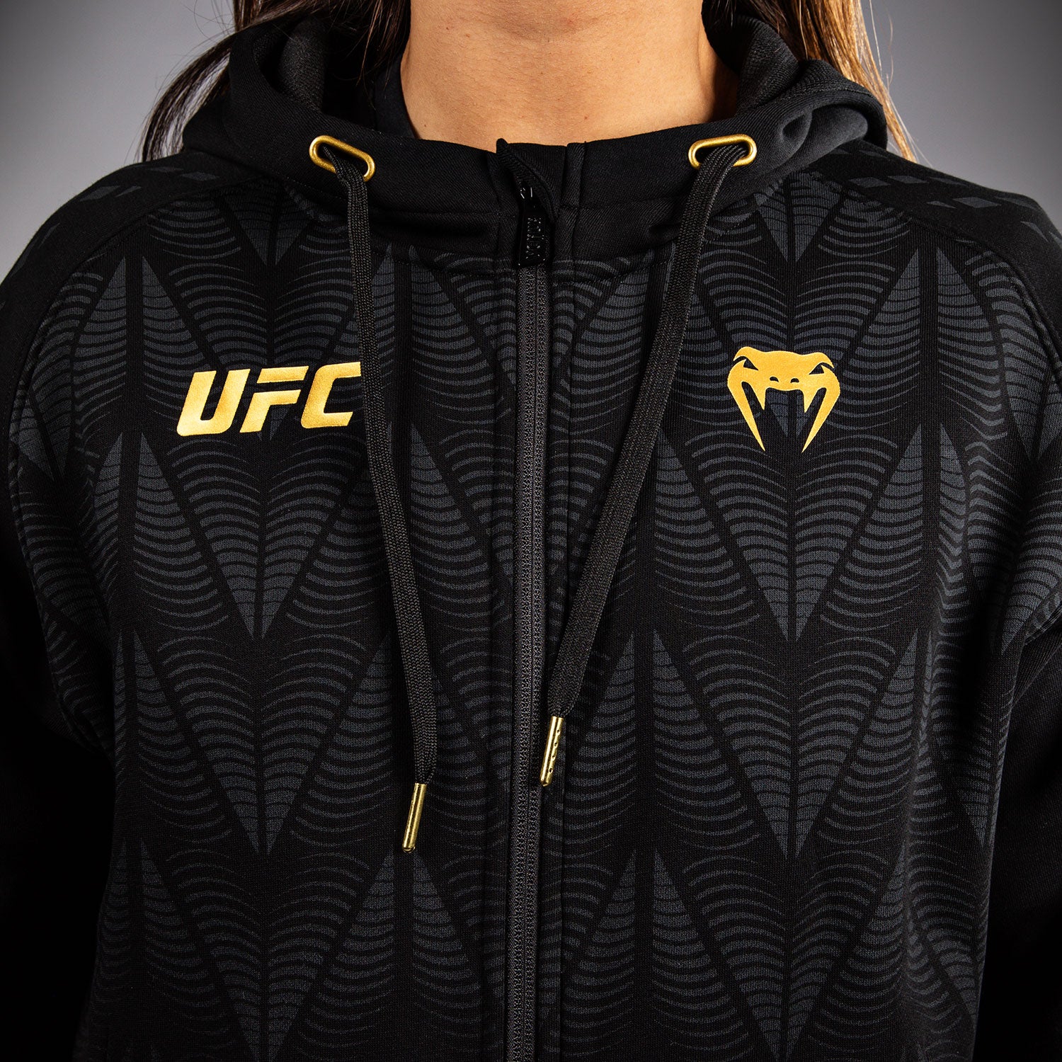 ufc-zenith-by-venum-replica-zip-hoodie-damen-champion-schwarz-gold image 4