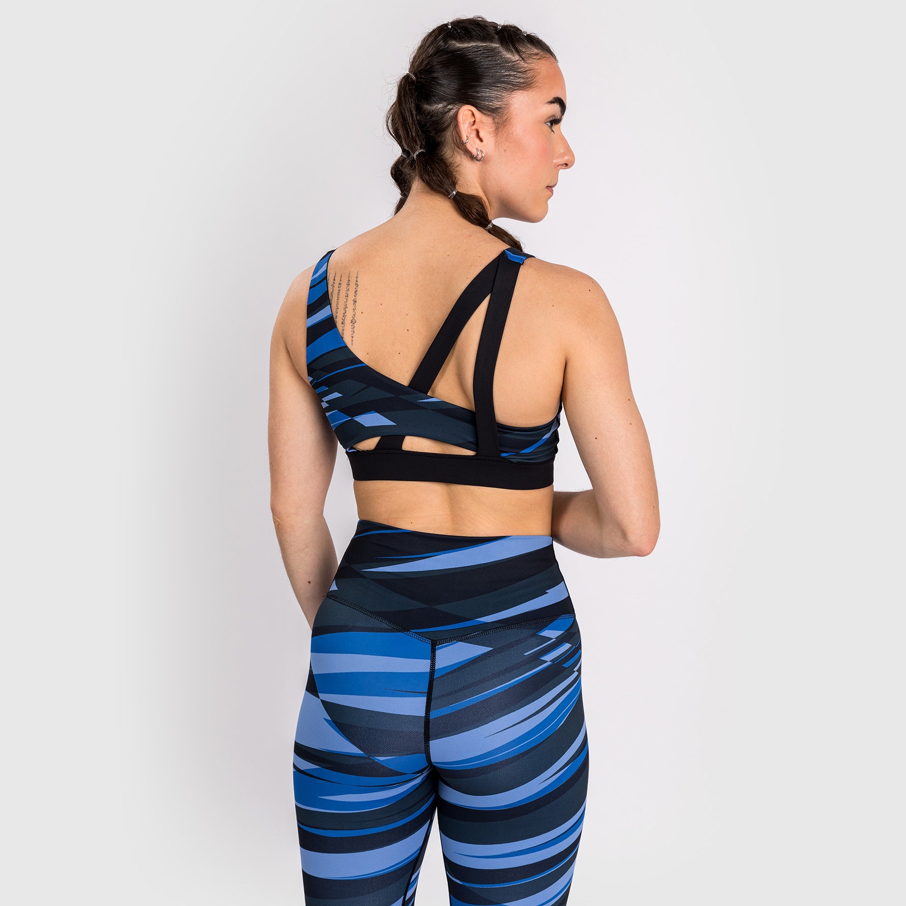 venum-abyss-frauen-sport-bh-schattenblau-schwarz image 3
