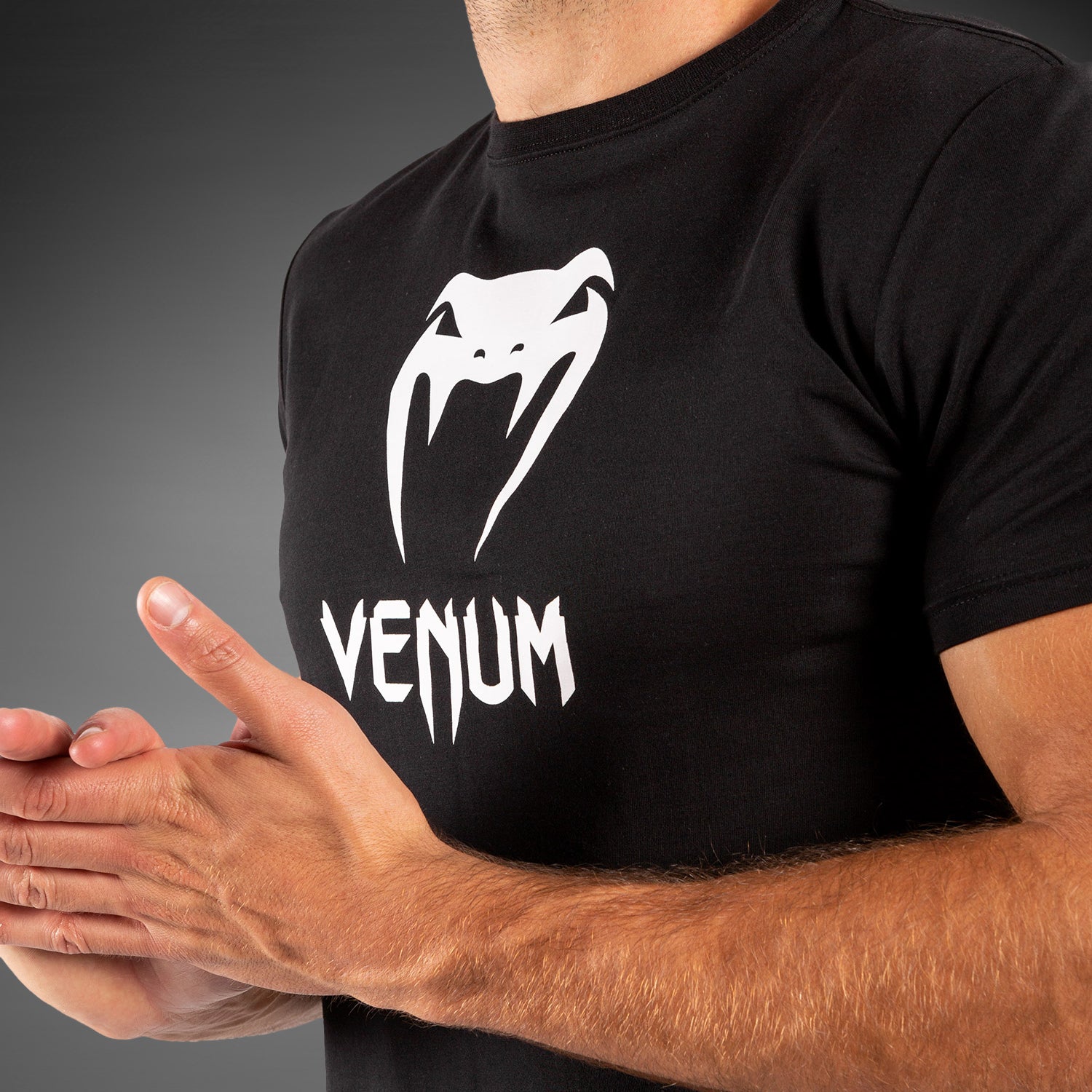 venum-classic-t-shirt-schwarz image 3