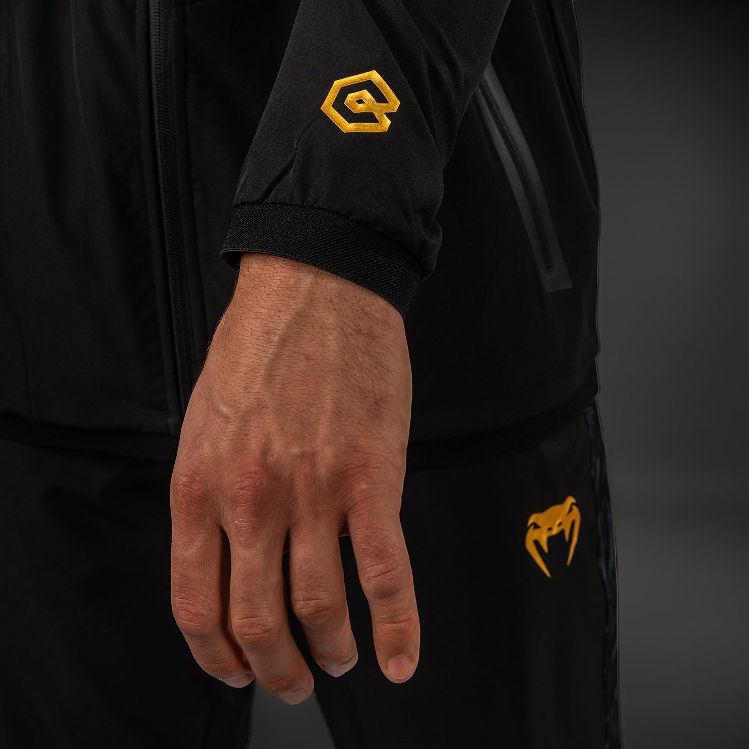 venum-x-chimaev-trainingsjacke-schwarz-grau image 6
