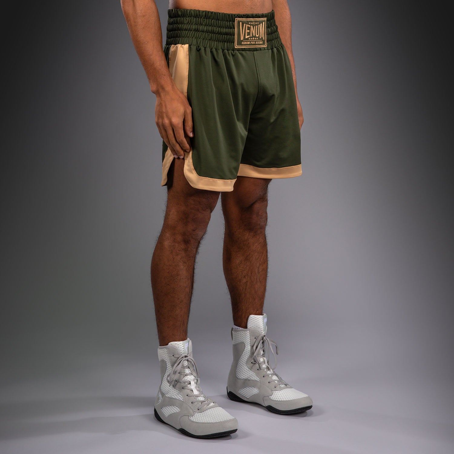 venum-classic-boxshorts-olivgr-n-sand image 2