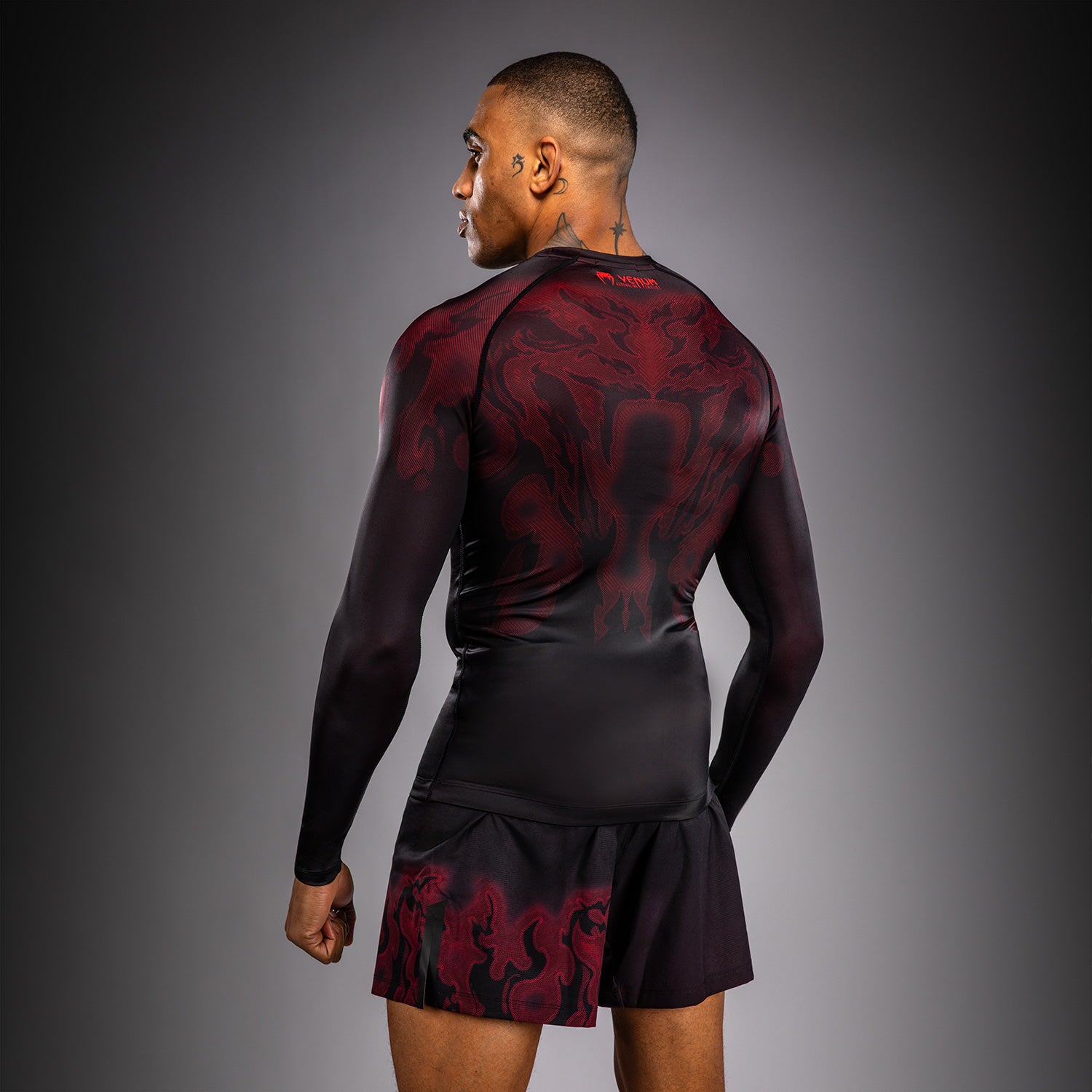 venum-spectre-langarm-rashguard-schwarz-rot image 4