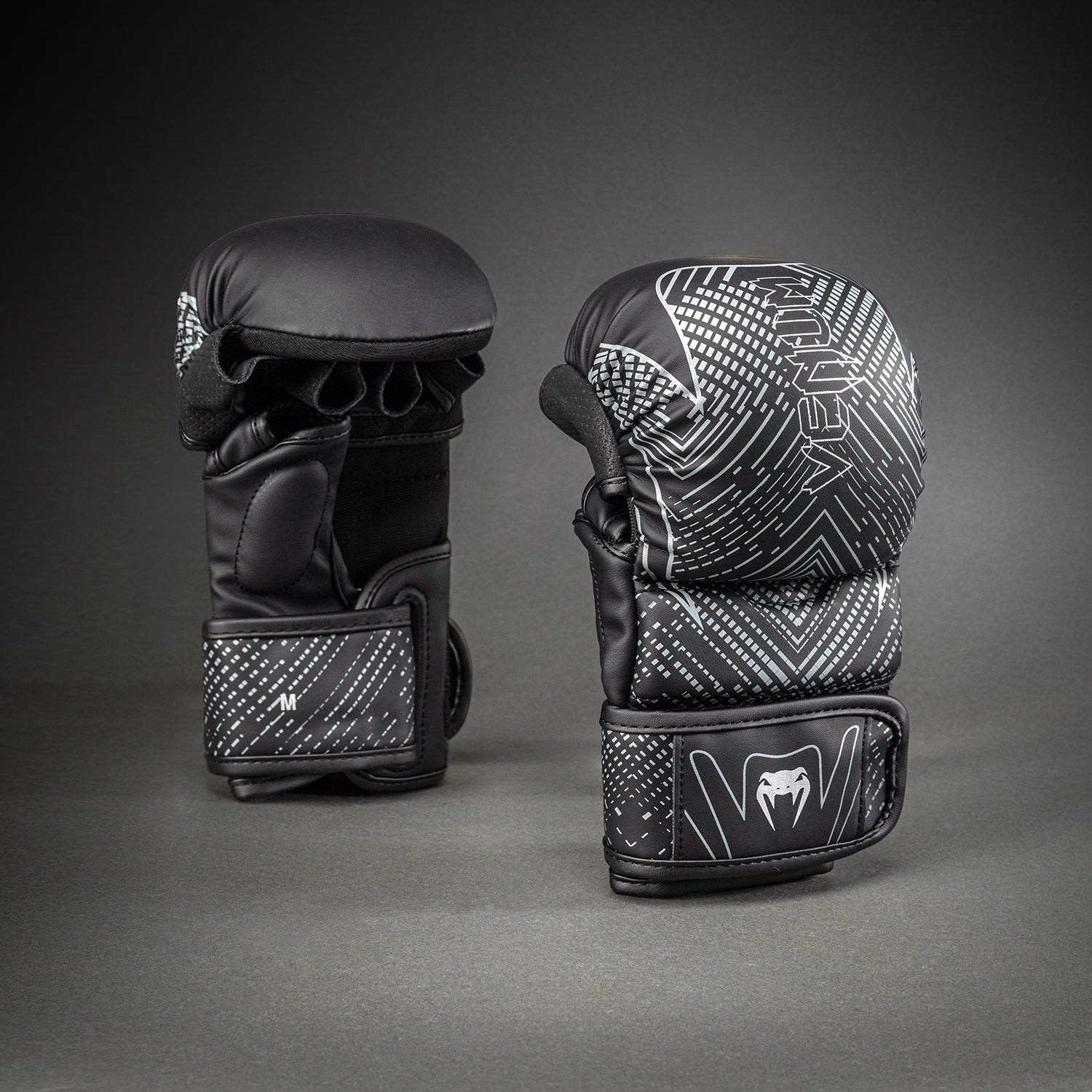 venum-midnight-fury-sparring-handschuhe-schwarz-grau-silber image 1