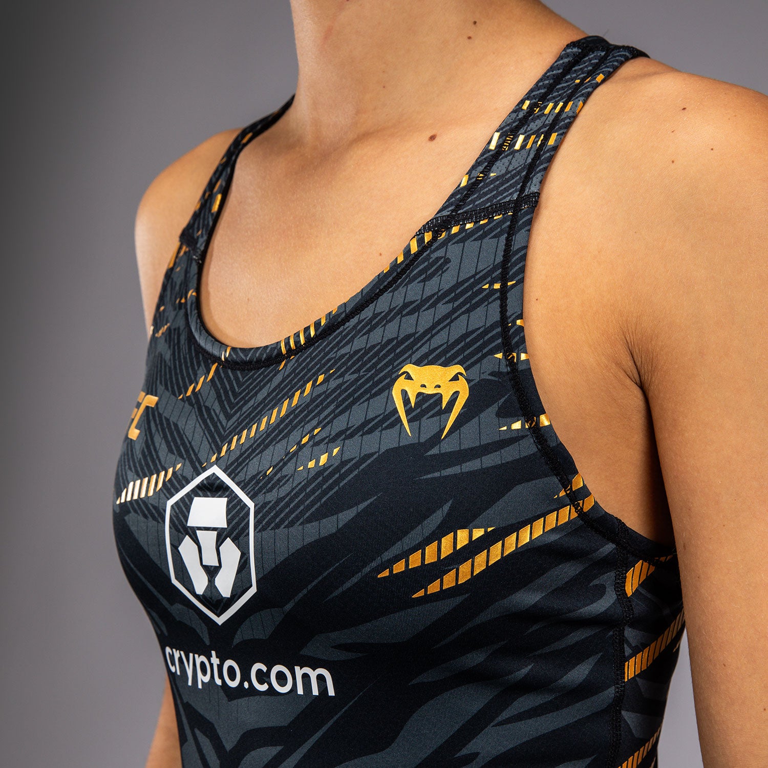 ufc-fusion-by-venum-authentic-fight-night-damen-fitted-tank-mit-shelf-bra-champi image 5