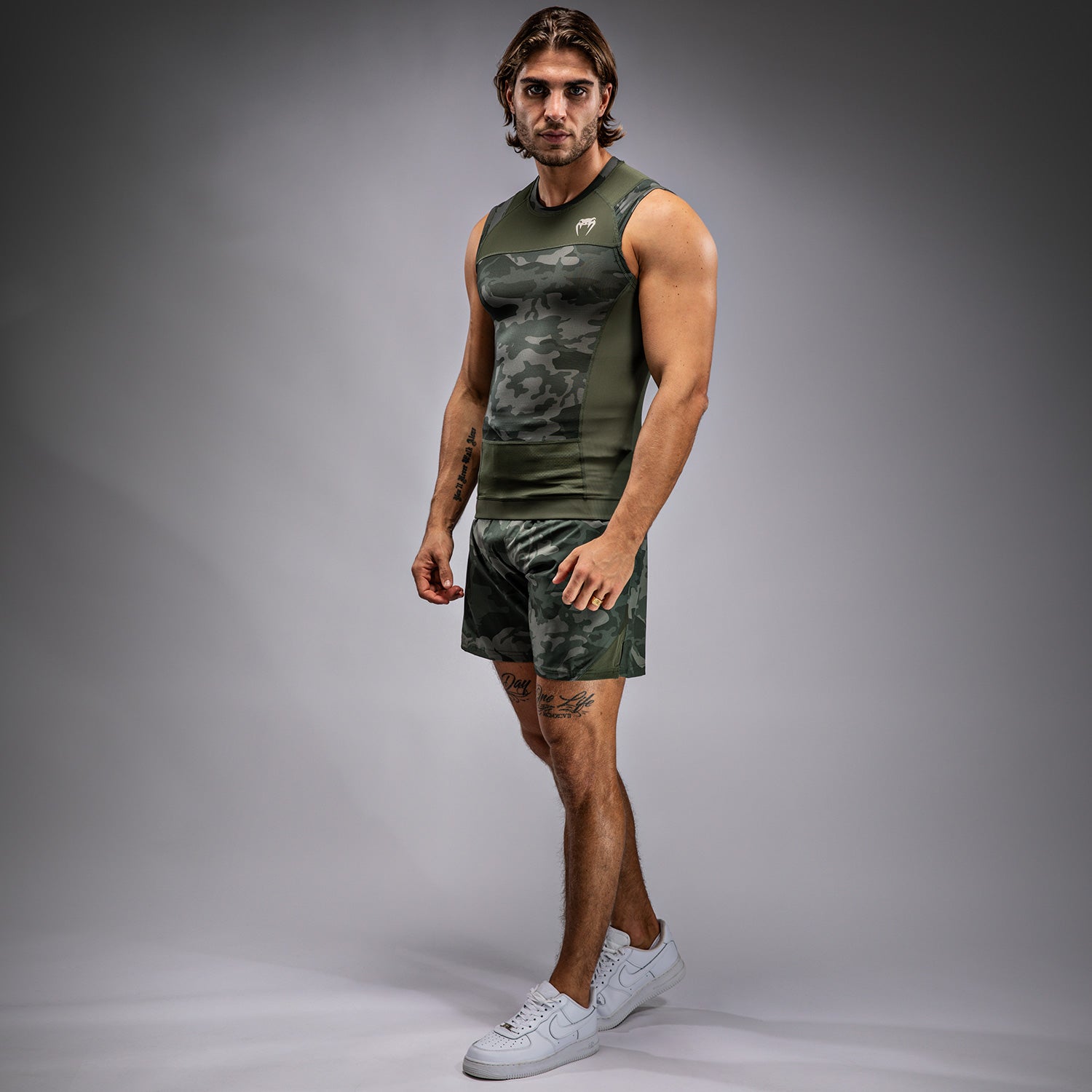 venum-g-fit-air-herren-rashguard-rmellos-armee-camouflage image 2