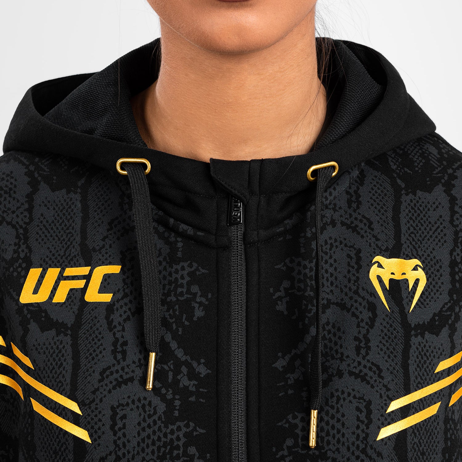 venum-ufc-adrenaline-replica-zip-hoodie-damen-champion image 4