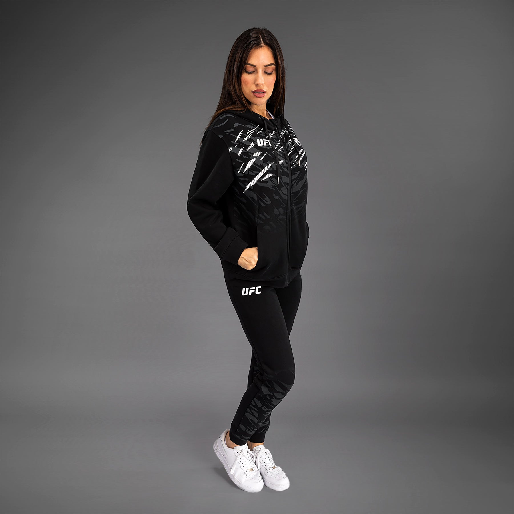 ufc-fusion-by-venum-replica-damen-zip-hoodie-schwarz image 2