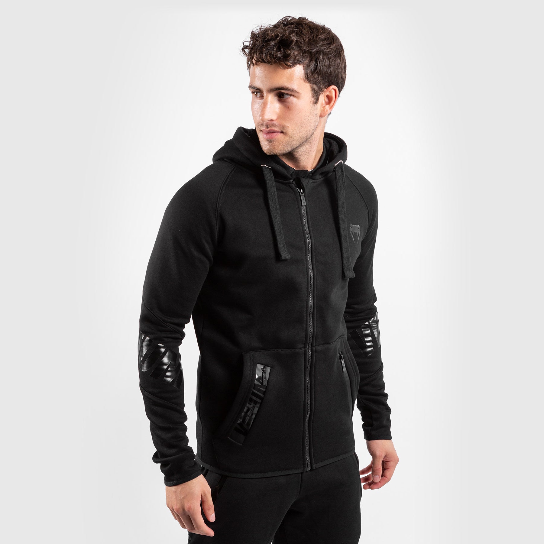 venum-contender-3-0-hoody-schwarz-schwarz image 1