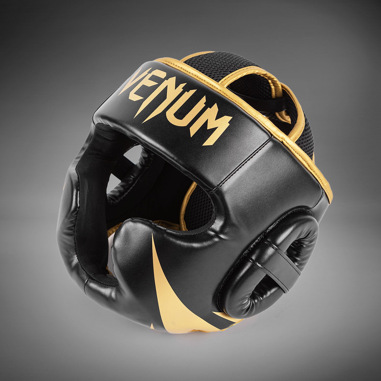 venum-challenger-2-0-kopfschutz-schwarz-gold image 3