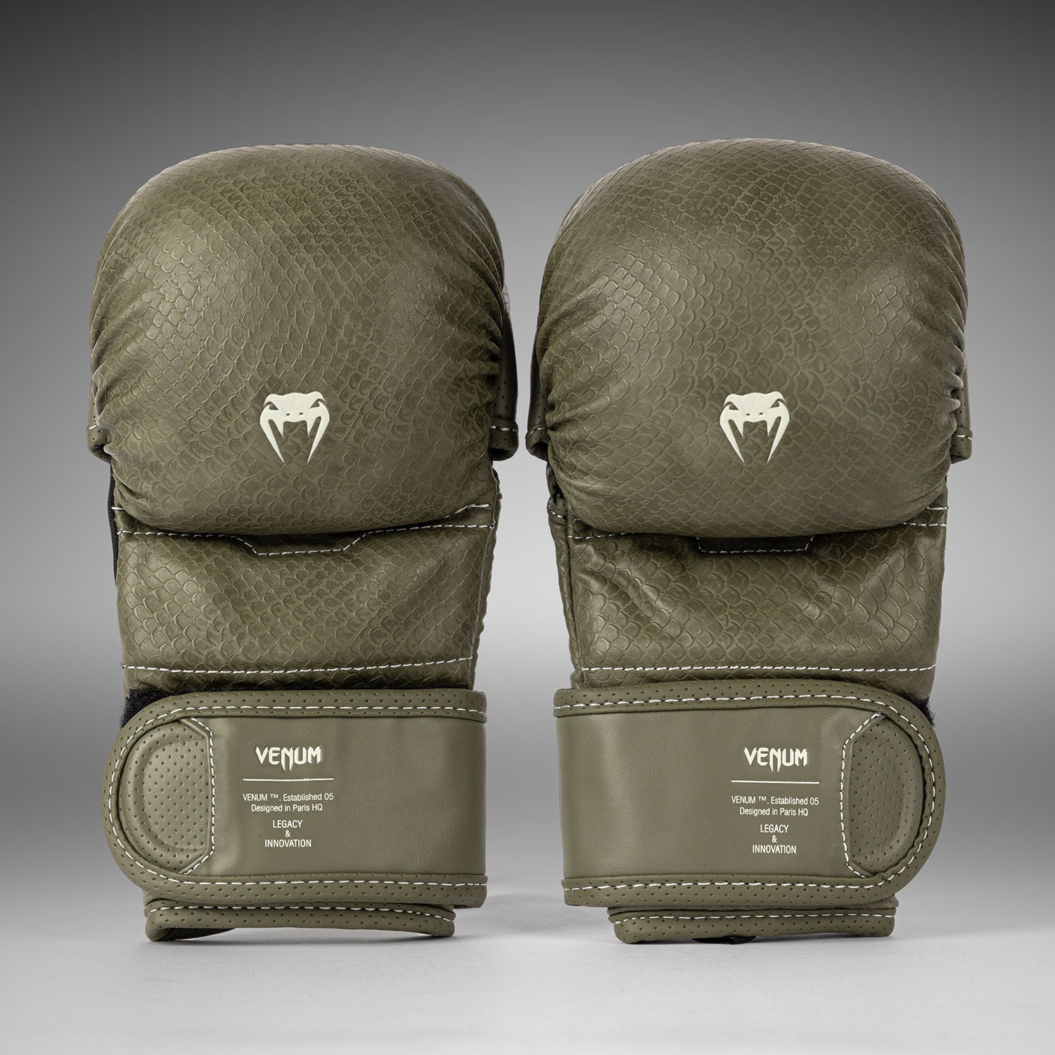 venum-impact-evo-scales-mma-sparringhandschuhe-armygr-n image 1