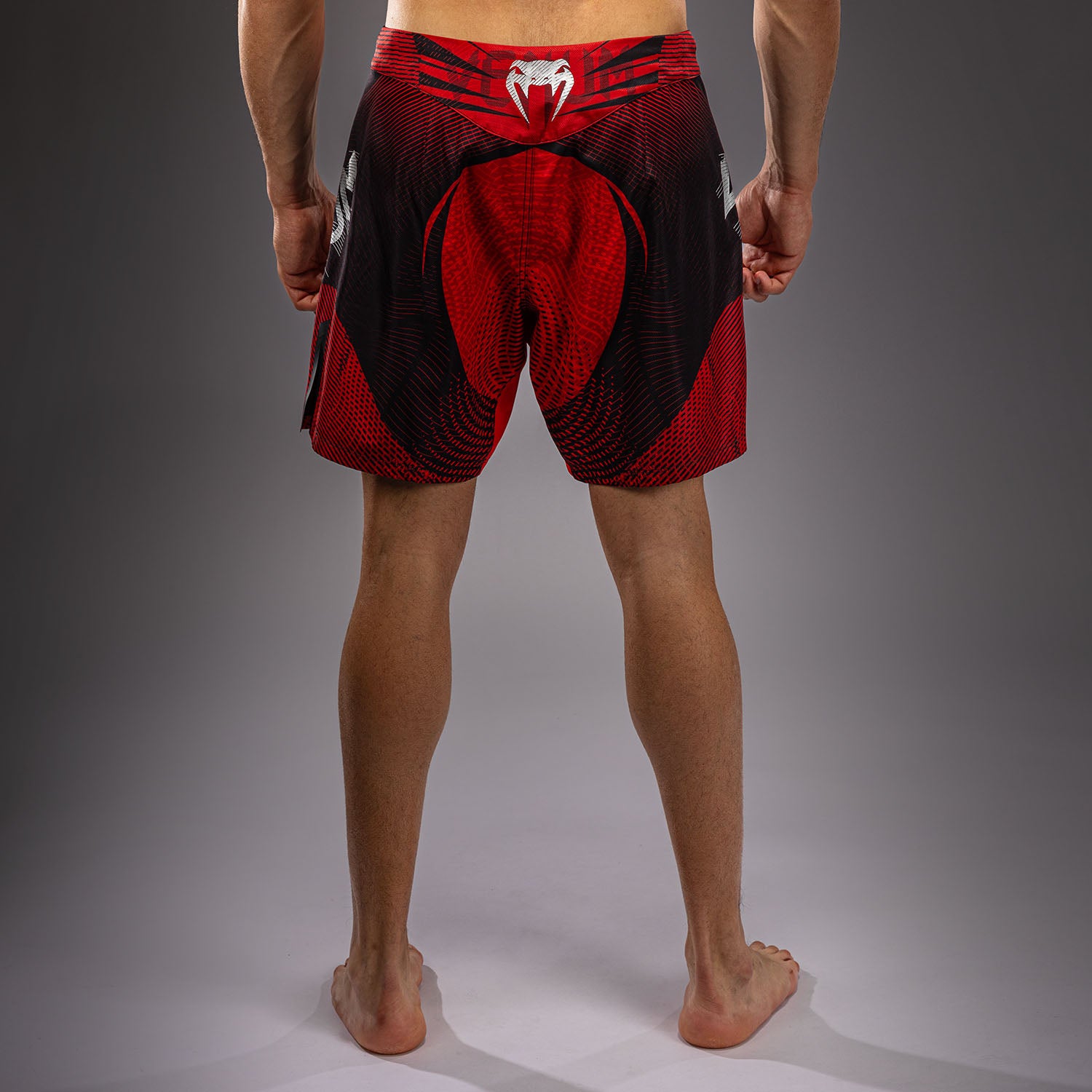 venum-galactic-3-0-fightshorts-rot-silber-f-r-herren image 3