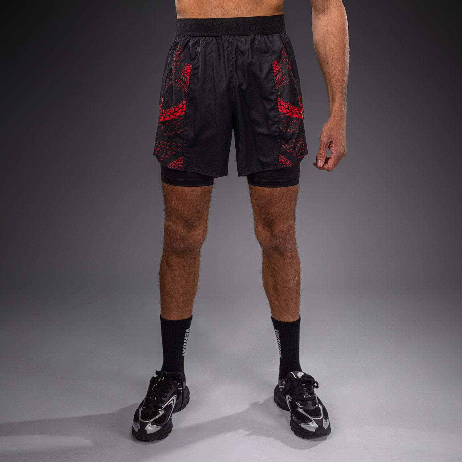 venum-matupa-trainingsshorts-schwarz-rot-silber image 1