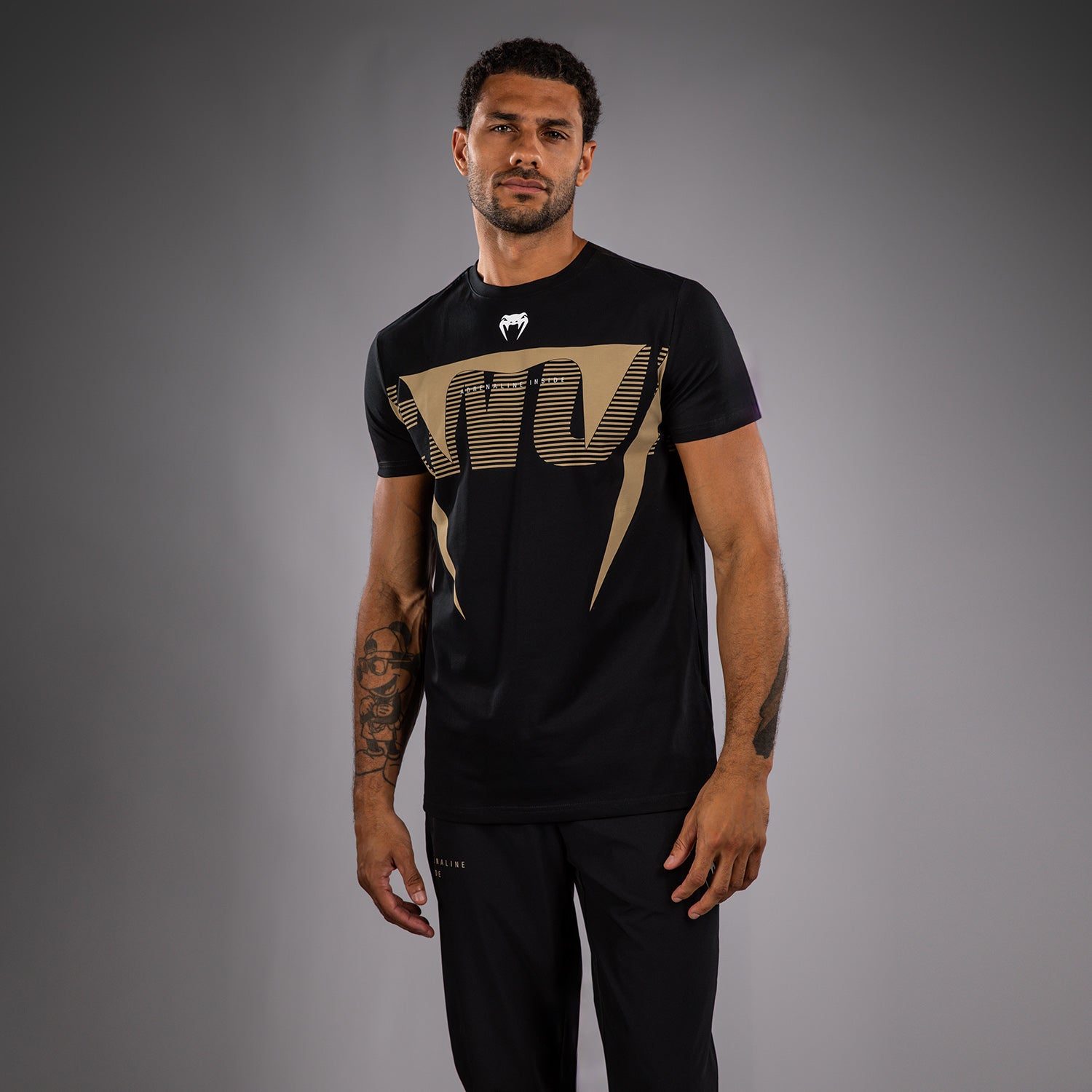 venum-adrenaline-t-shirt-herren-schwarz-sand image 1