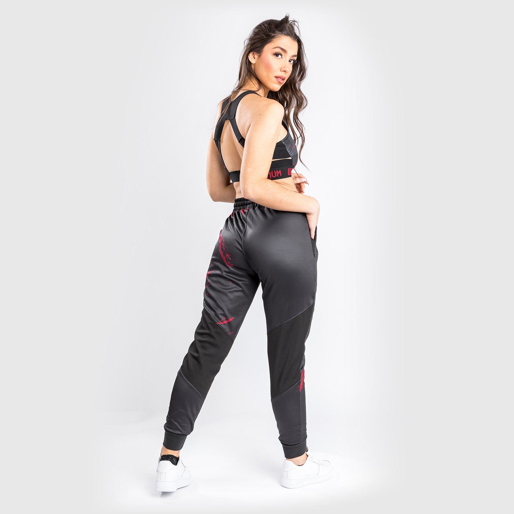 ufc-venum-authentic-fight-week-2-0-sweatpants-damen-schwarz-rot image 5