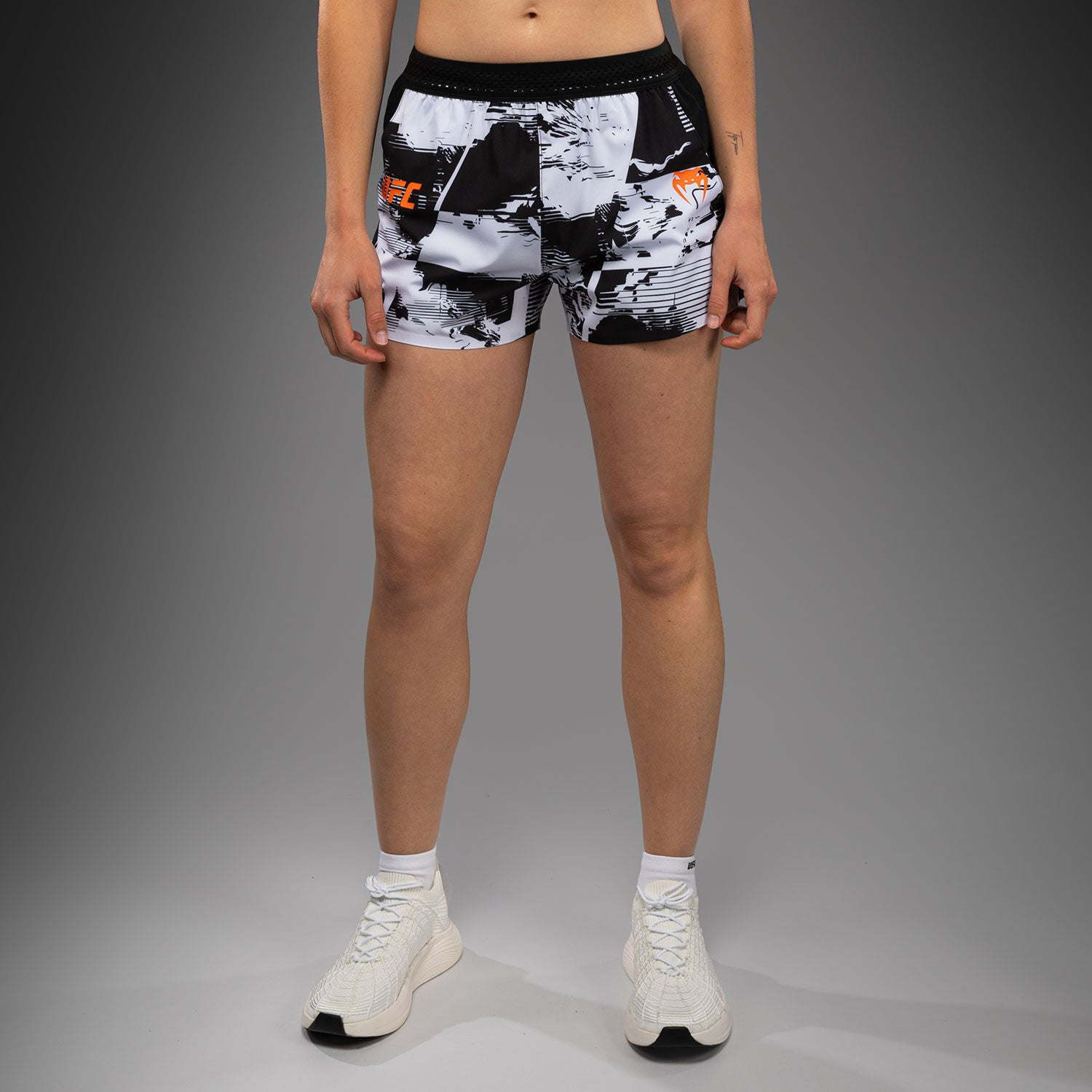 venum-ufc-zenith-authentic-fight-week-damen-performance-shorts-wei image 2