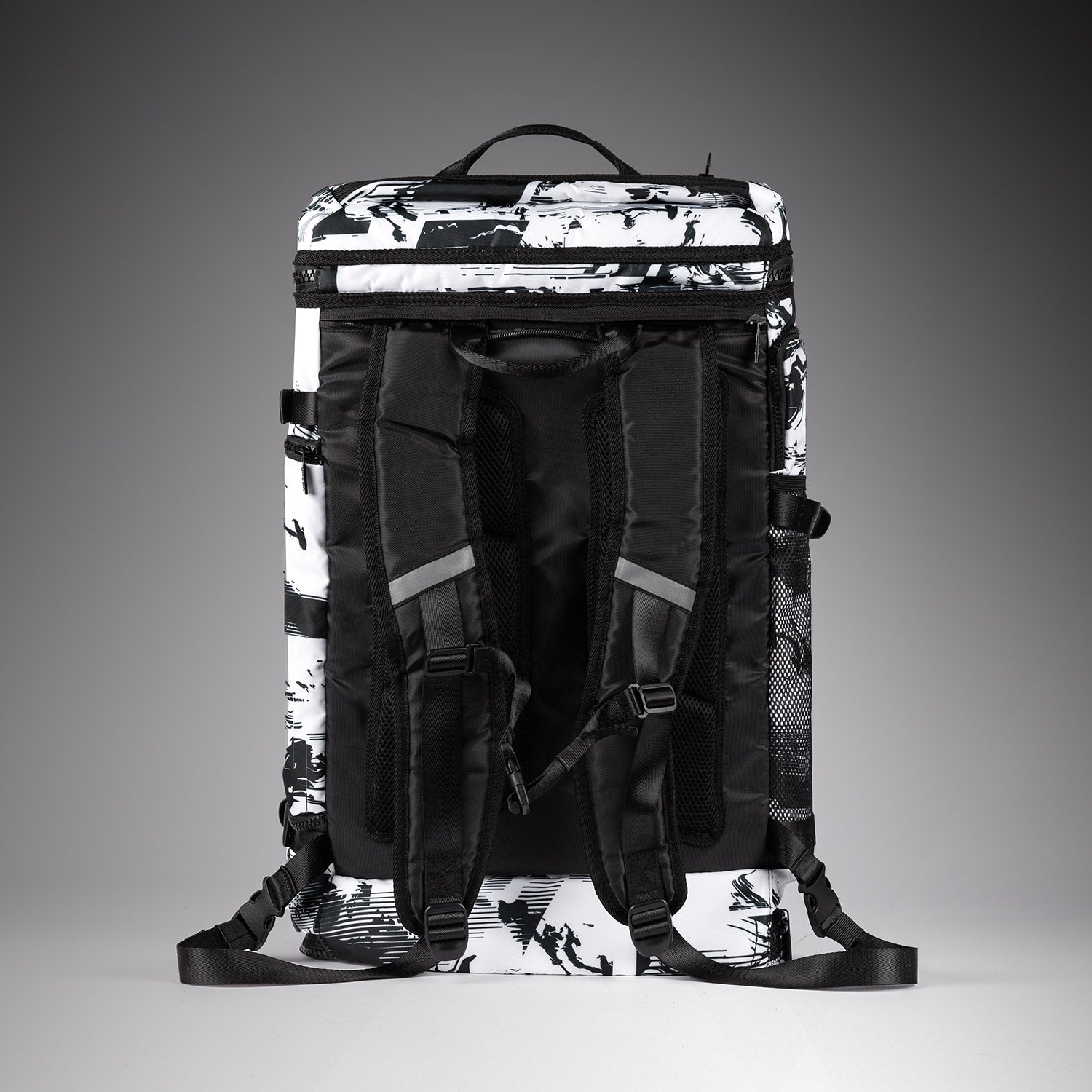 ufc-zenith-by-venum-authentic-fight-week-sporttasche-wei-48l-rucksack-duffel image 4