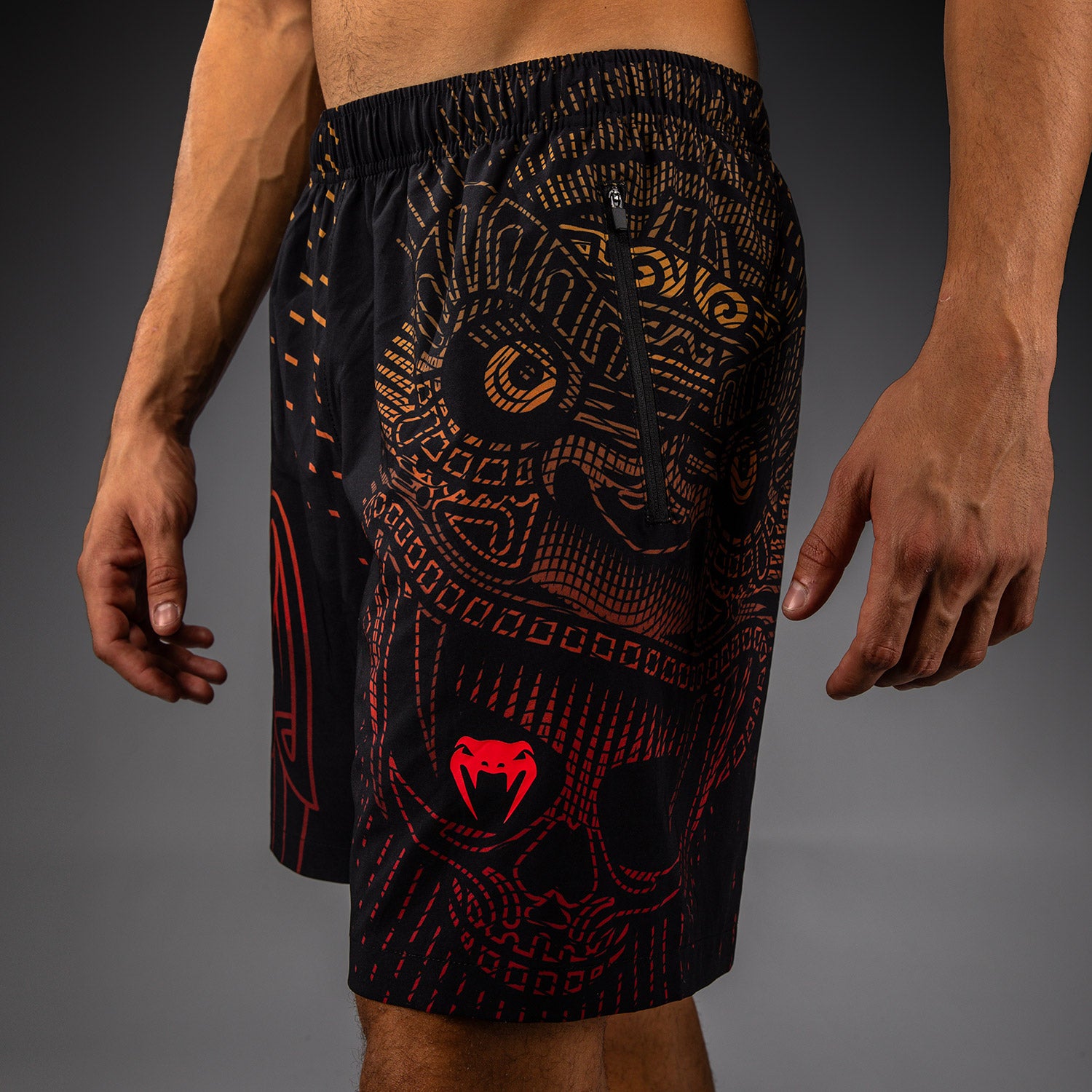 venum-quetzal-fury-trainingsshorts-herren-schwarz-fury-rot-tangerine image 3