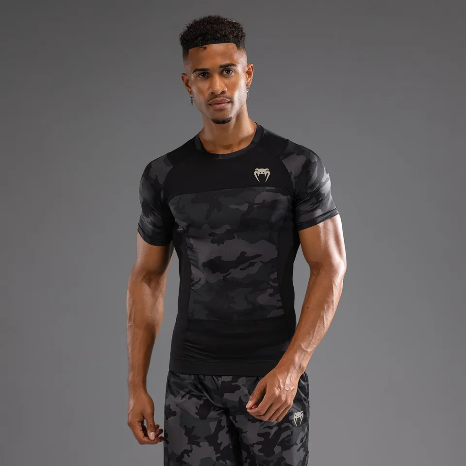 venum-g-fit-air-herren-kurzarm-rashguard-digital-urban-camo image 1