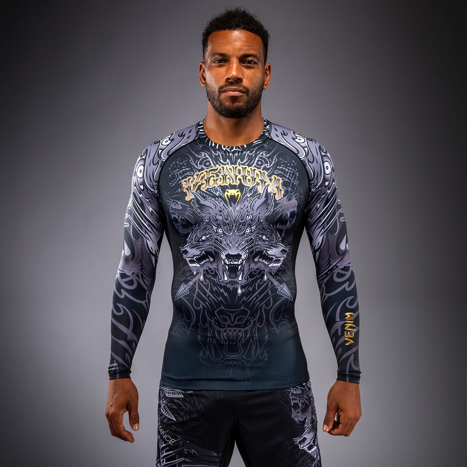 venum-wolf-atak-langarm-rashguard-schwarz-grau image 1
