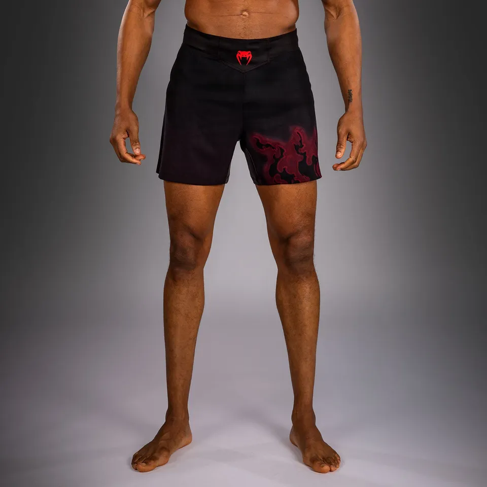 venum-spectre-fightshorts-herren-schwarz-rot image 1