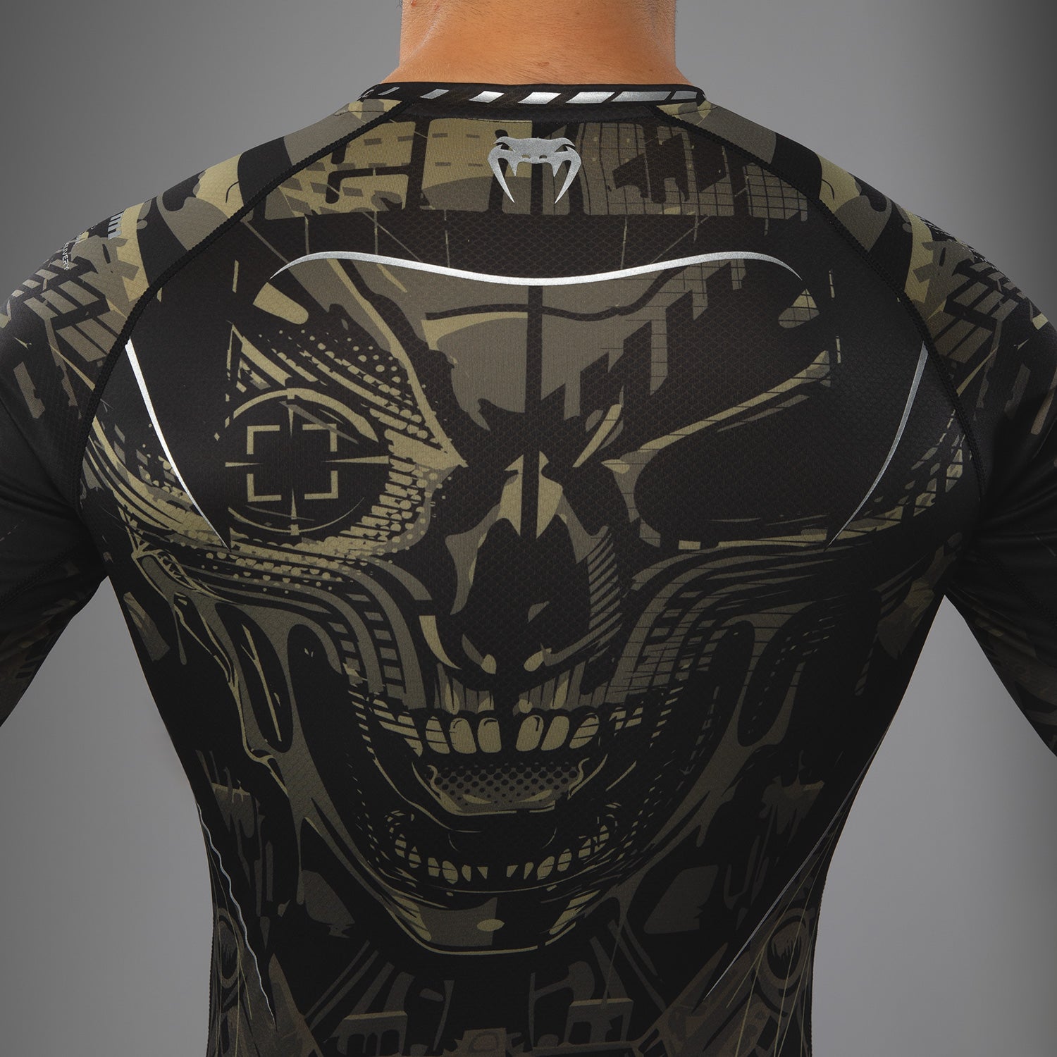 venum-invader-langarm-rashguard-schwarz-sand image 7