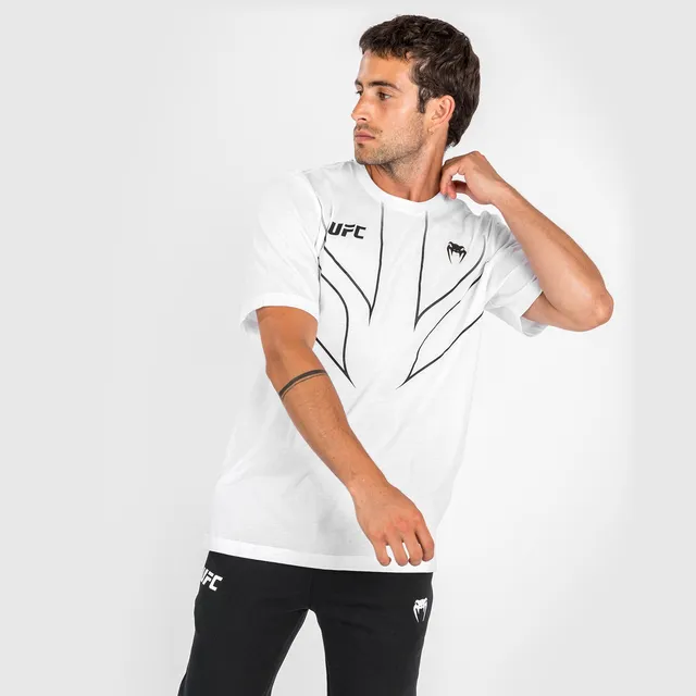 venum-ufc-fight-night-2-0-replica-herren-t-shirt-wei image 1