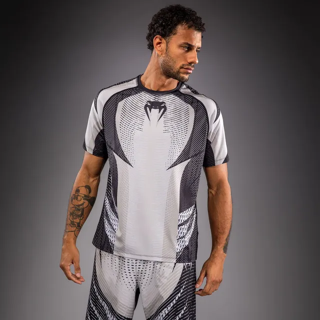 venum-galactic-3-0-dry-tech-t-shirt-herren-cremewei-schwarz image 1