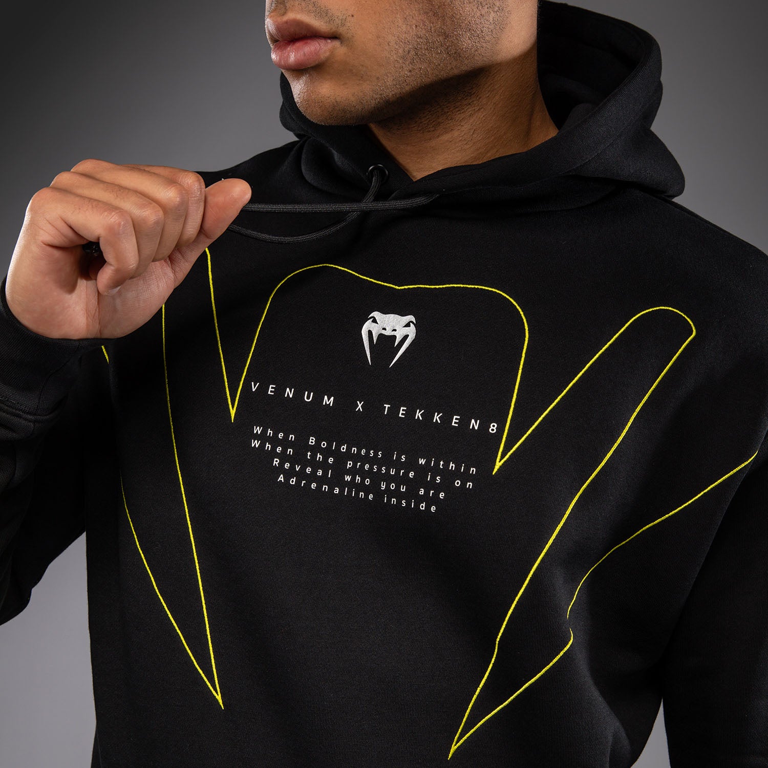 venum-x-tekken-8-kapuzenpullover-king-schwarz-gelb image 5