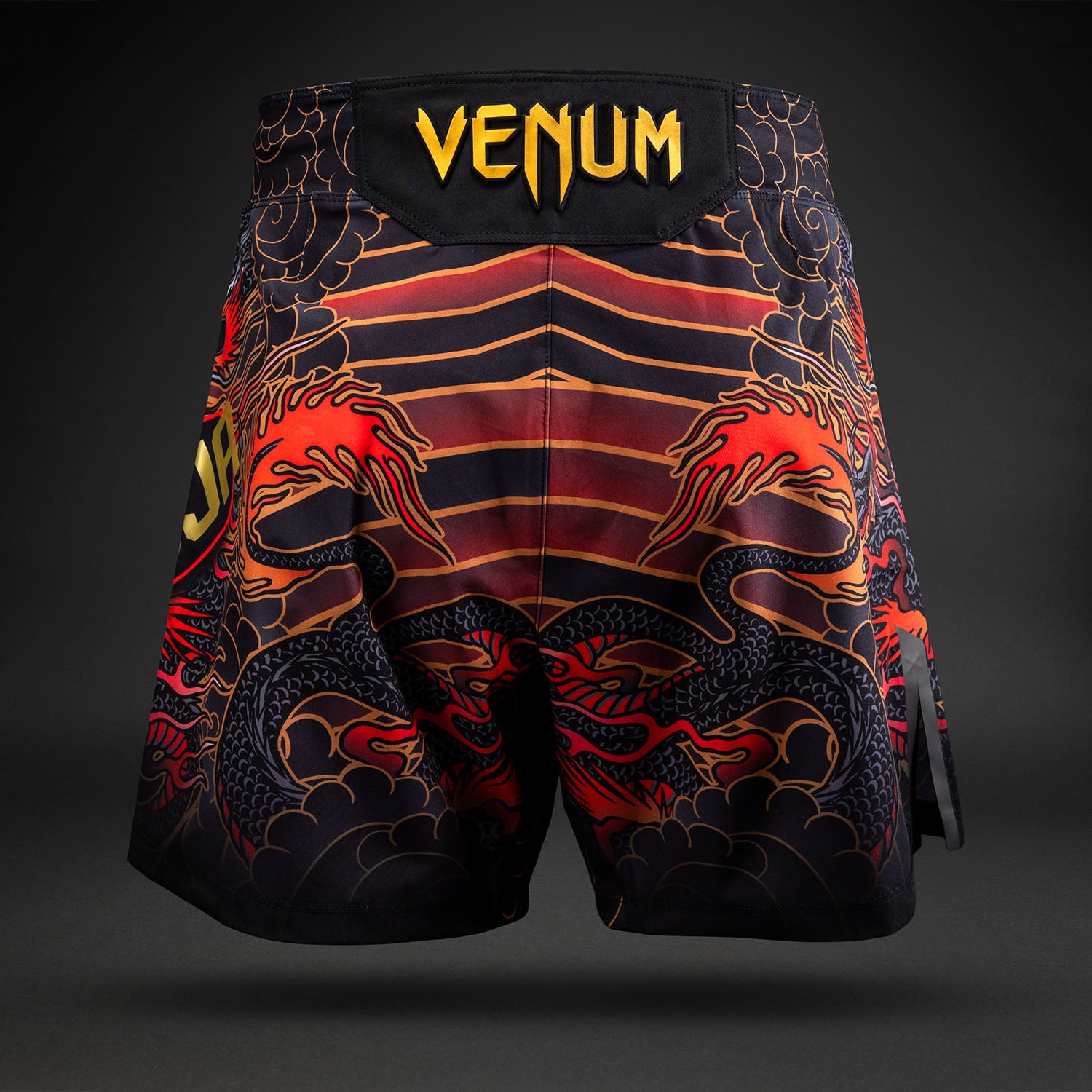 ufc-unrivaled-by-venum-alexandre-pantoja-short-fit-kampfhose-rot image 4