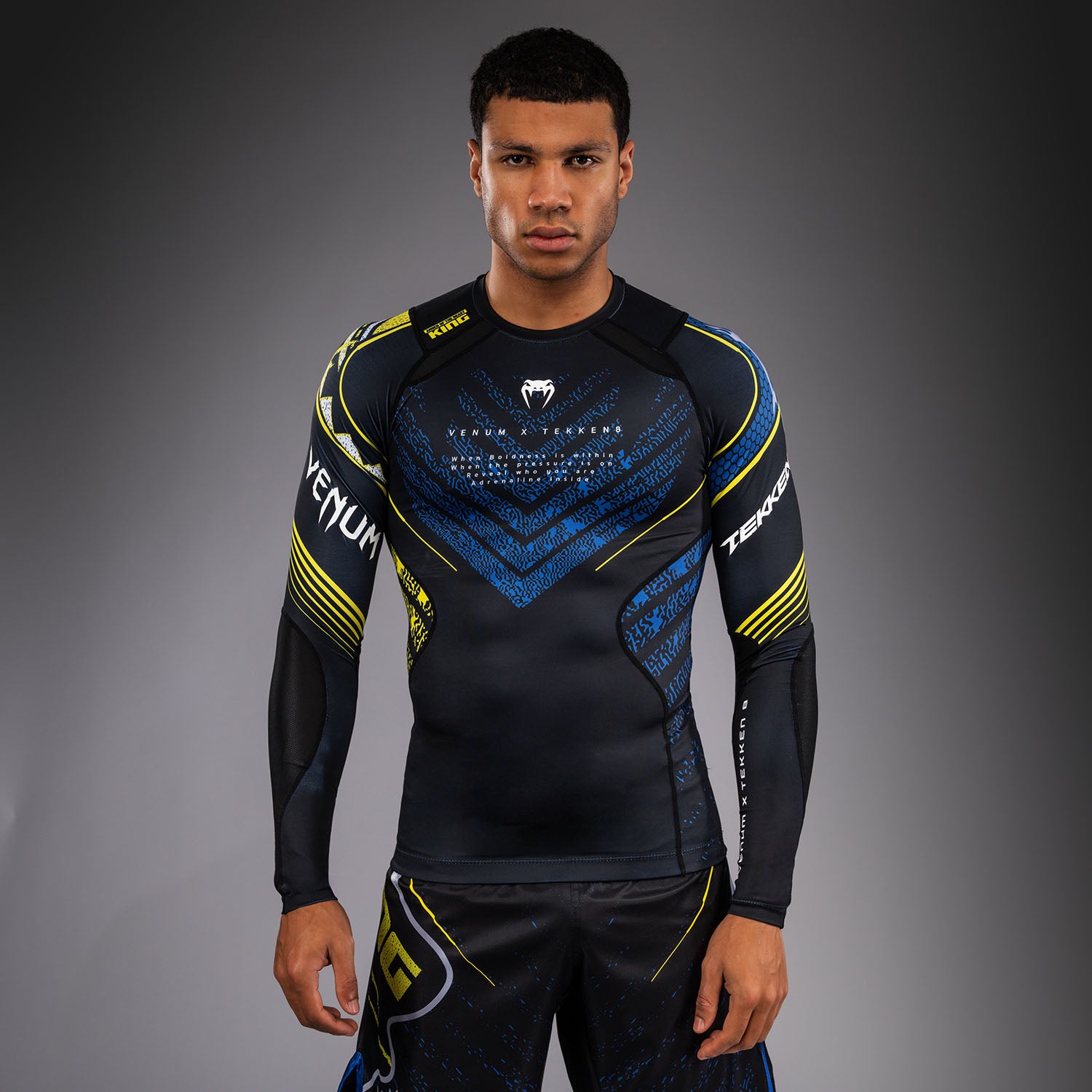 venum-x-tekken-8-langarm-rashguard-king-herren-schwarz-gelb image 1
