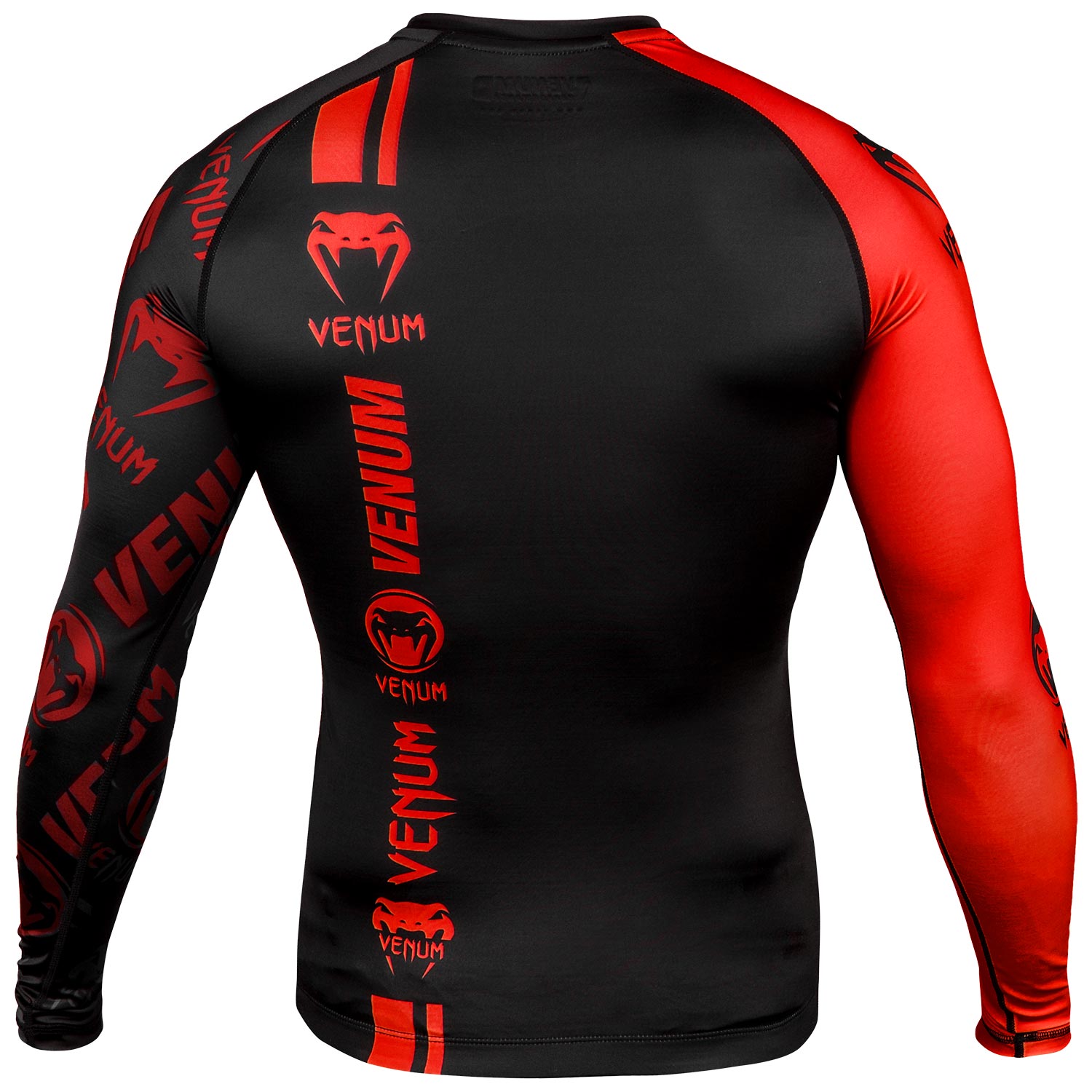 venum-logos-rashguard-langarm-schwarz-rot image 4