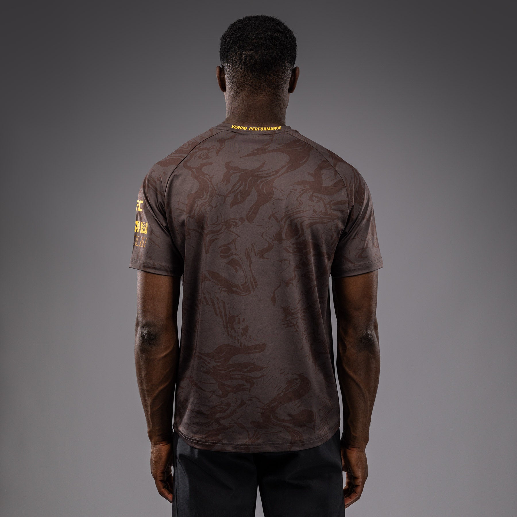 ufc-fusion-by-venum-fight-week-dry-tech-t-shirt-herren-erdiges-braun image 6
